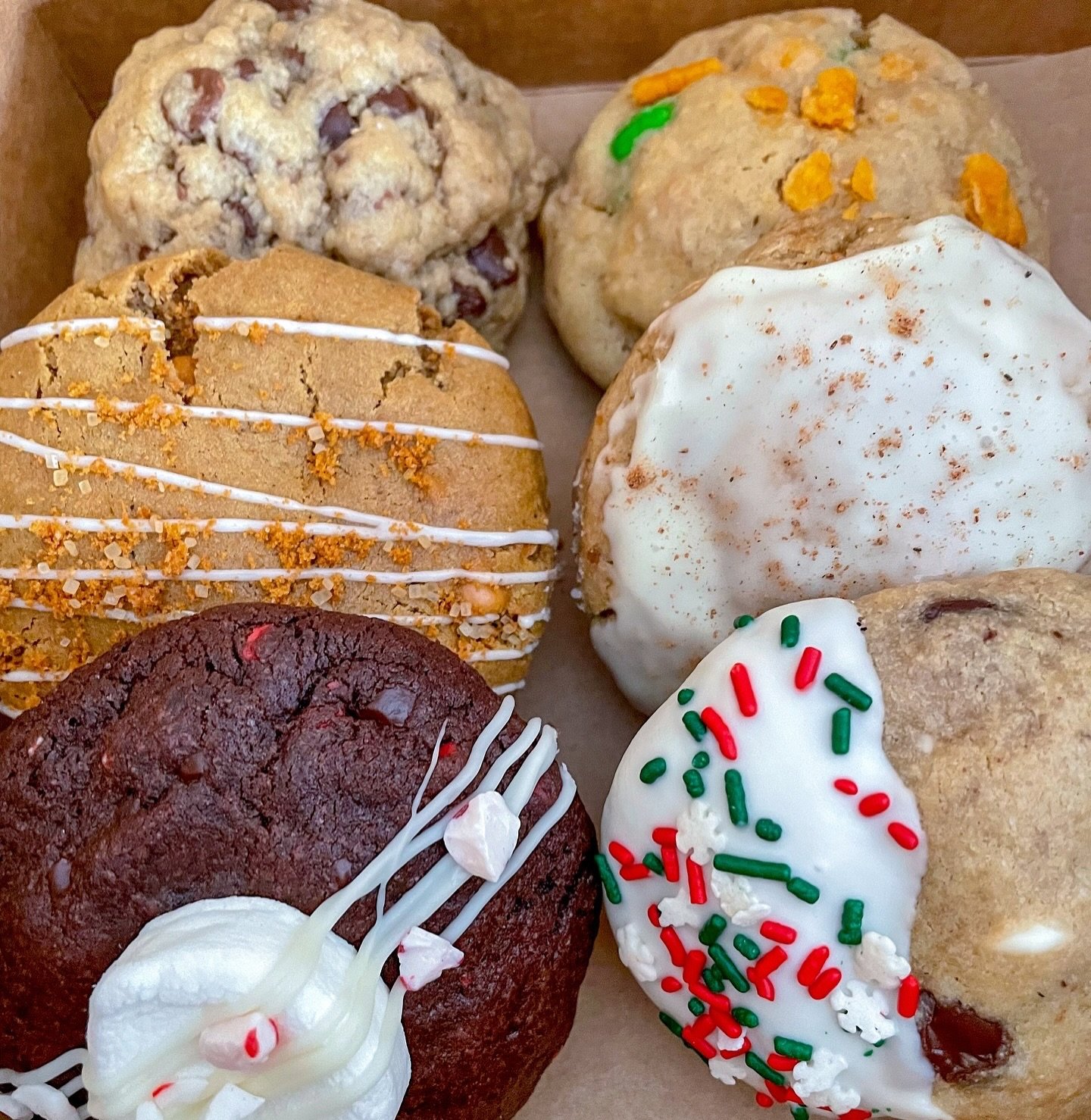 &lsquo;Tis the season for cookies!!! 🍪🎄❄️ Our December orders are now open and are filling up quickly! 

Which of these festive flavors are you reaching for first? Gingerbread Cookie Butter? Peppermint Hot Cocoa? Eggnog Cheesecake? One of the other