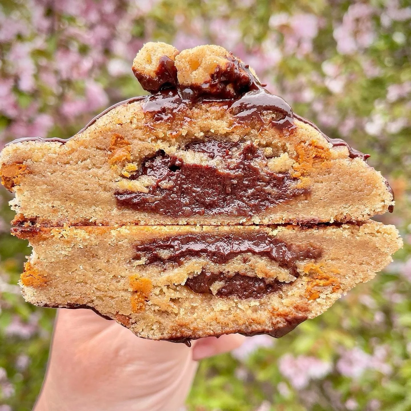 Did you know that I lived in Spain for four years after college? 🇪🇸

I had moved there to teach English, but ended up making amazing friends, meeting my now husband, and eating the MOST delicious food. My 20-something year old self also loved to go