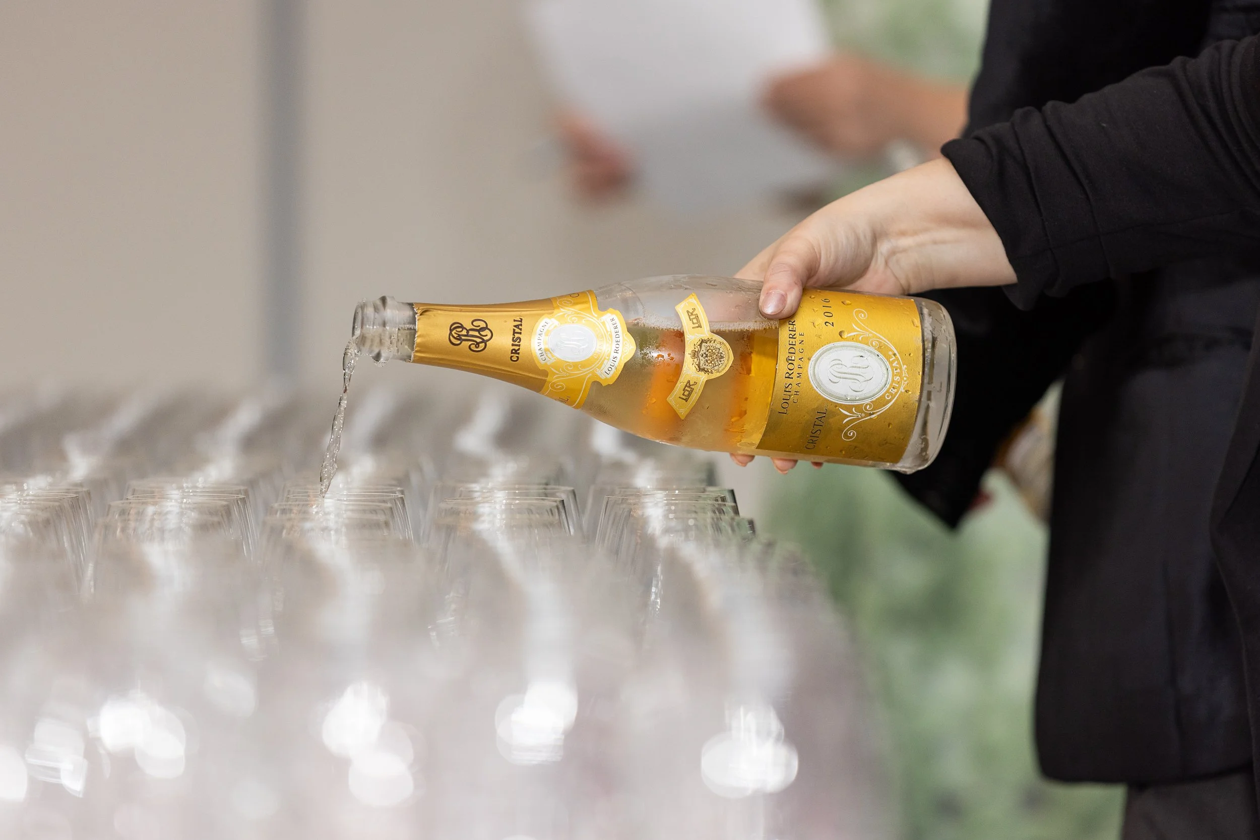 Cristal pouring shot.jpg