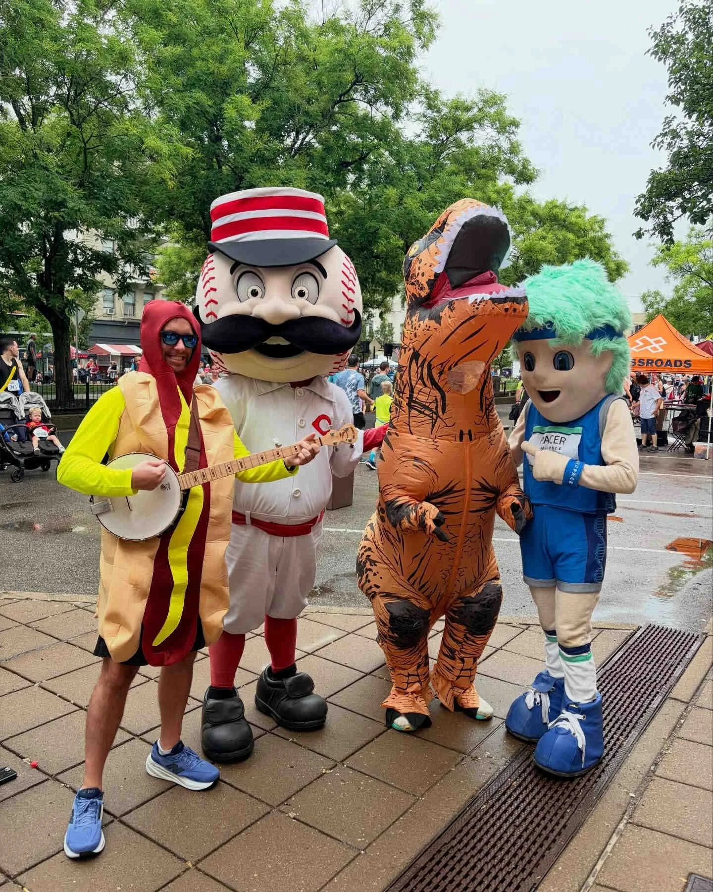Mascots show up for HPB .JPG