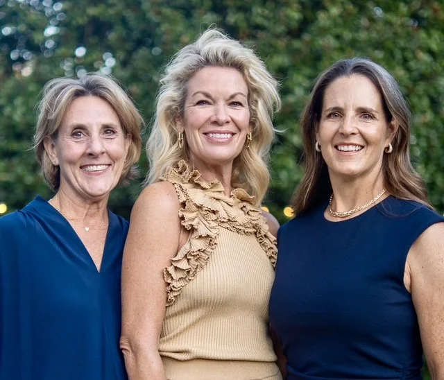 Swan Ball Auction Co-Chairs Hylyn Dave, Stephanie Bailey, Katherine Cigarran.JPEG