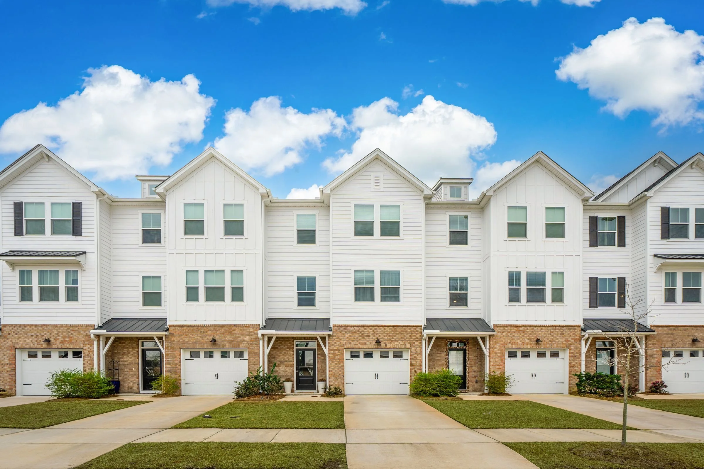 9415SunFountainDr-KeenEyeMarketing-001.jpg