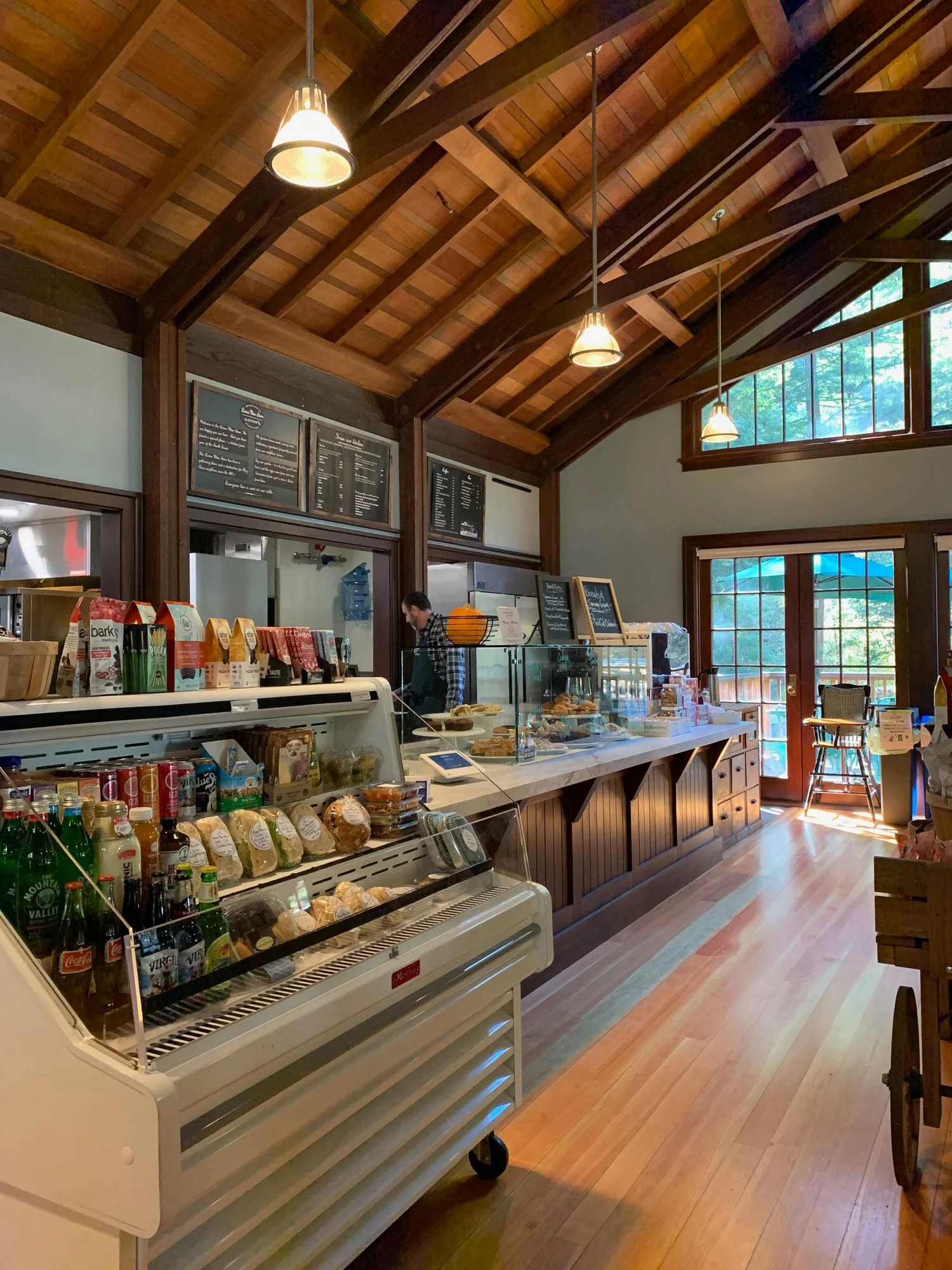 Loma Mar Store & Kitchen