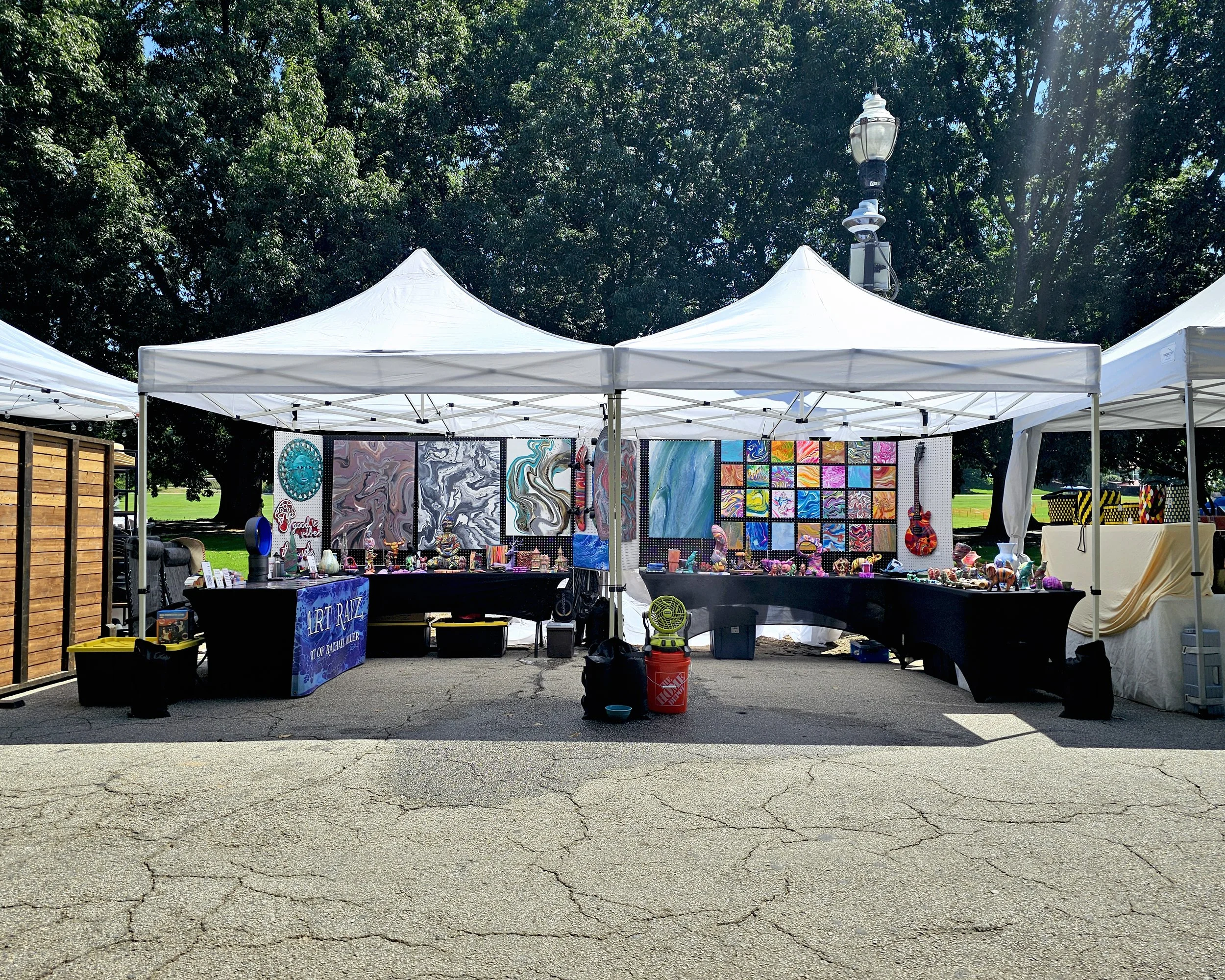 Art Rayz Booth Daytime.jpg