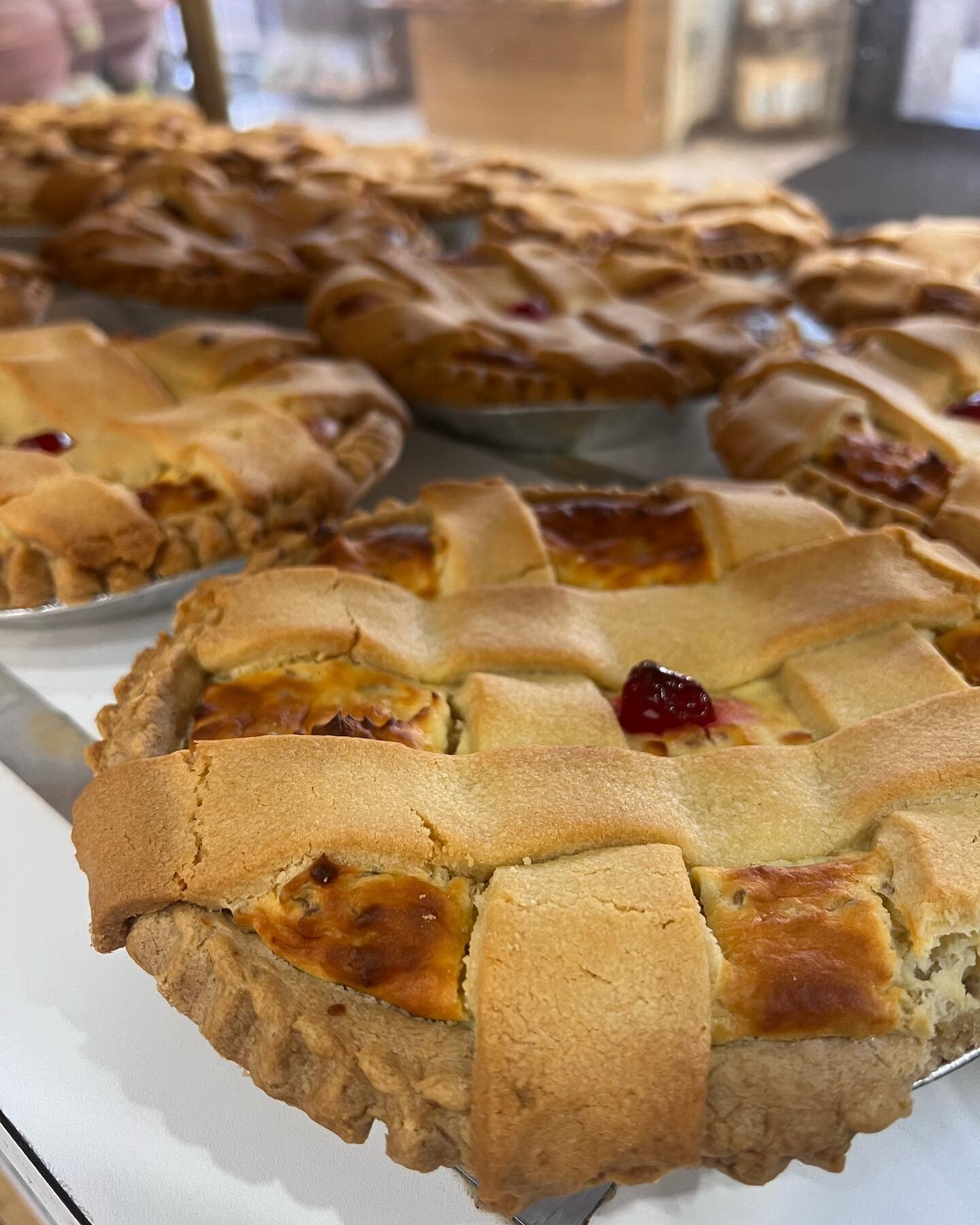 Happy Easter! 🐰Swing by and grab yourself one of our traditional Easter grain pies! We are here 6am-2pm today! 🥧 🐣 
-
-
#easter #happyeaster🐰 #grainpie #bakery #longisland