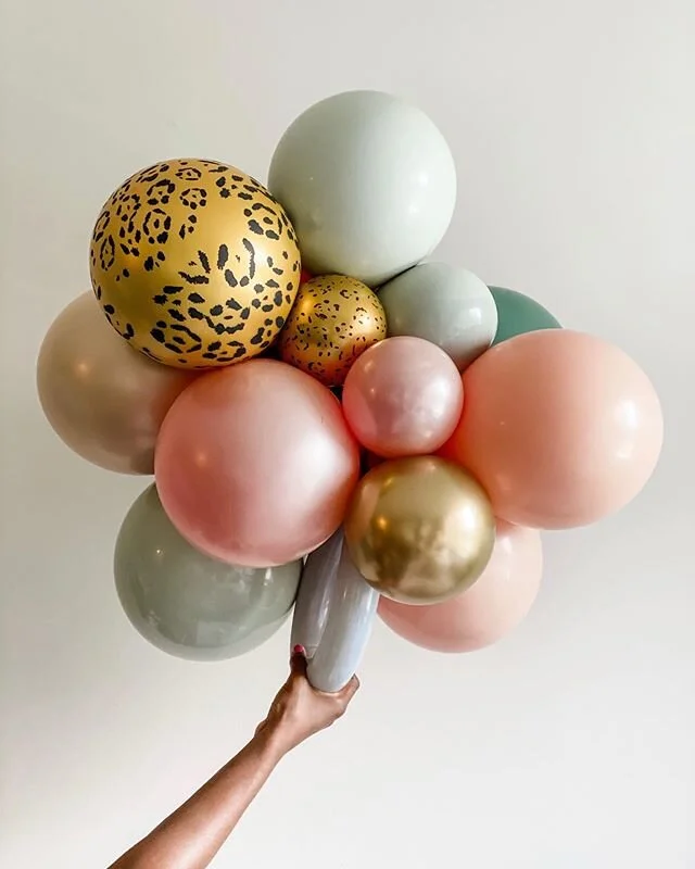 N E W✨&bull; Butler Balloon Burst &bull;
&bull;
&bull;
2 x 2ft Air-filled unique custom clusters&bull;
✨perfect for any occasion&bull;
✨adds pop to photos&bull;
✨great for zoom parties&bull;
✨hand held, easy to travel with&bull;
&bull;
&bull;
$65ea A