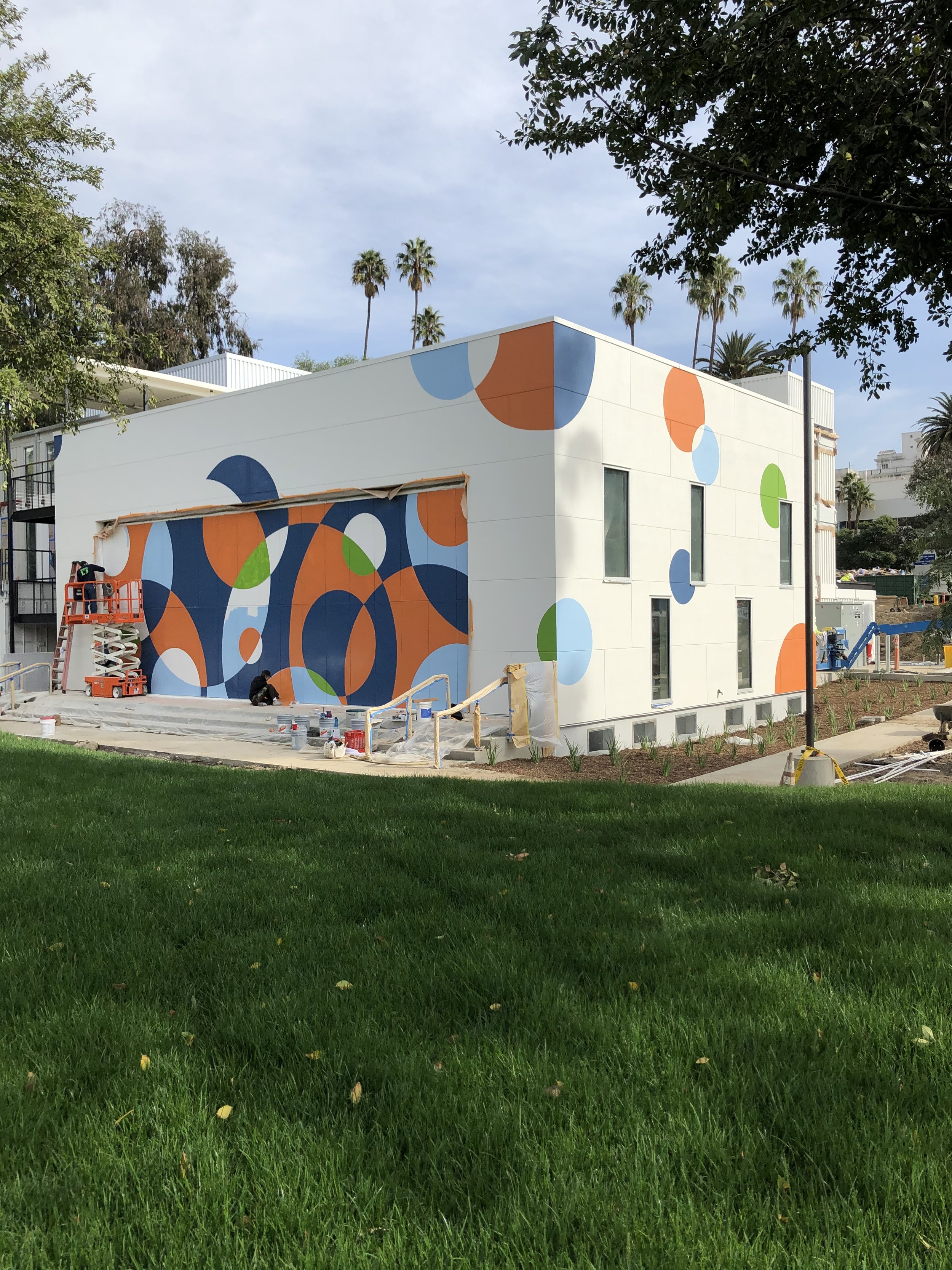 HOLA Mural