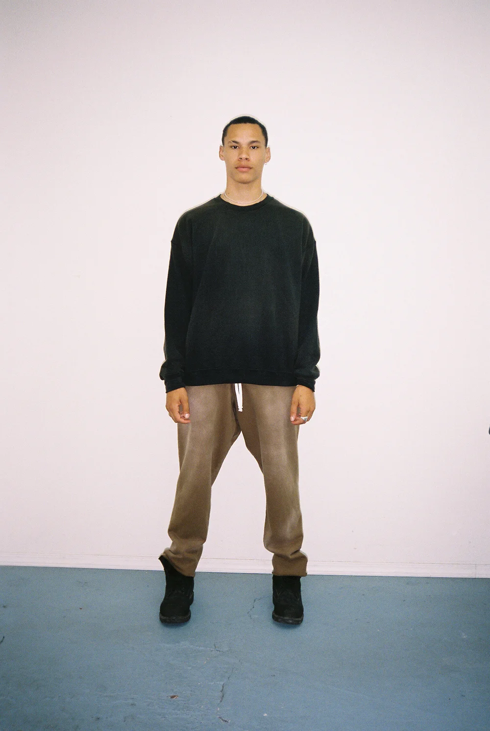トレーナー スウェット MOOJIMOOJI / CLASSIC CREWNECK / MOOOJI03 レディース メンズ トレーナー スウェット MOOJIMOOJI / CLASSIC CREWNECK MOOOJI03