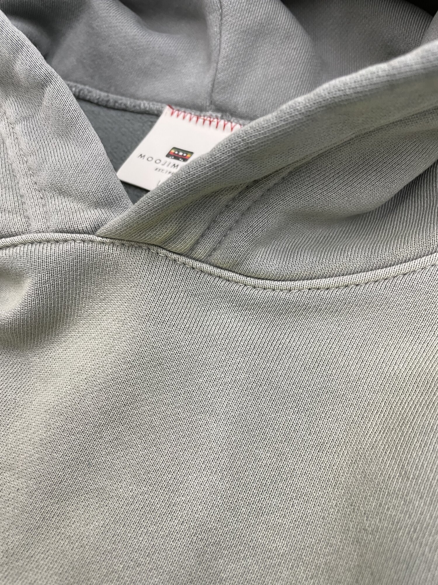 OVERSIZE CROP HOODIE AGED SAGE — MOOJIMOOJI