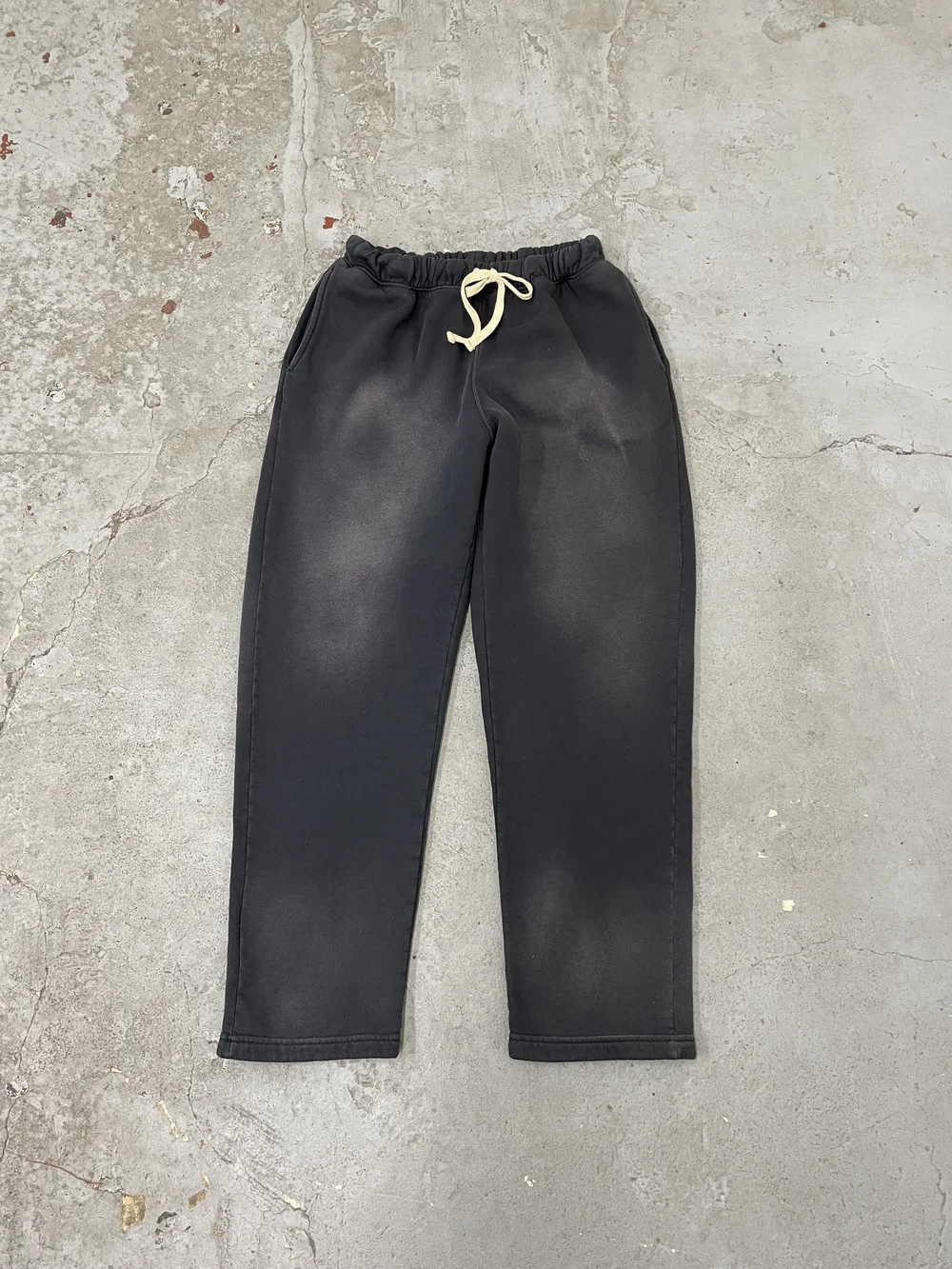 MOOJI SWEATS 02 / AGED BLACK — MOOJIMOOJI
