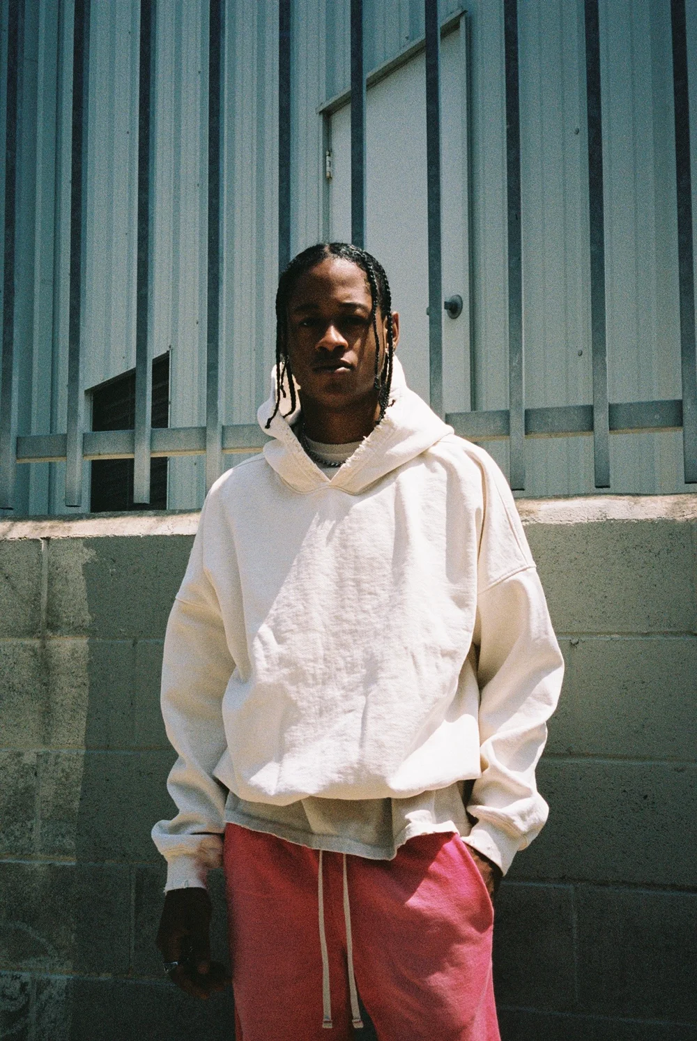 OVERSIZED ELASTIC CROPPED HOODIE AGED CREAM — MOOJIMOOJI