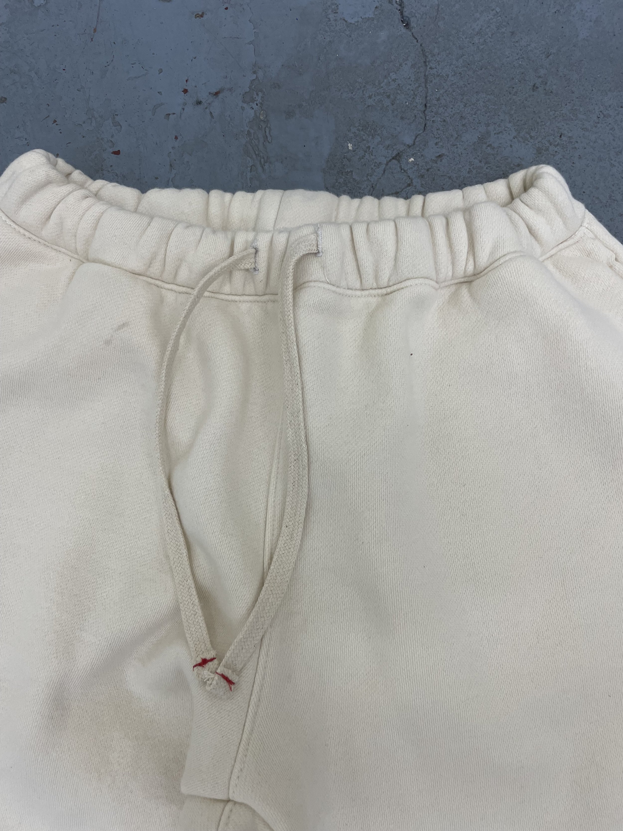 ORGANIC HEAVY FLEECE SWEATS NEW BORN CREAM — MOOJIMOOJI