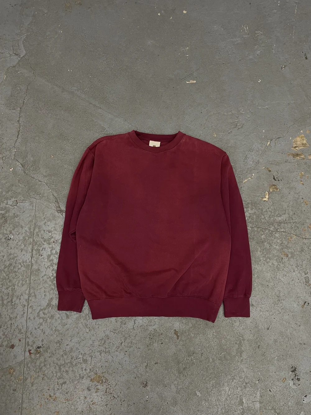 CLASSIC CREWNECK / AGED BURGUNDY — MOOJIMOOJI