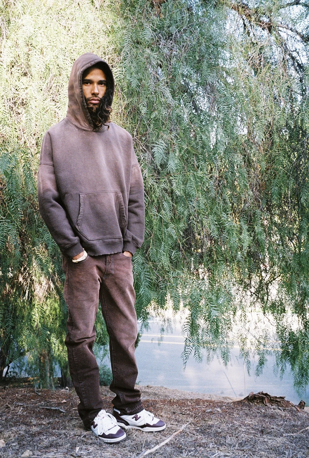 OVERSIZED CROP HOODIE AGED DARK BROWN — MOOJIMOOJI