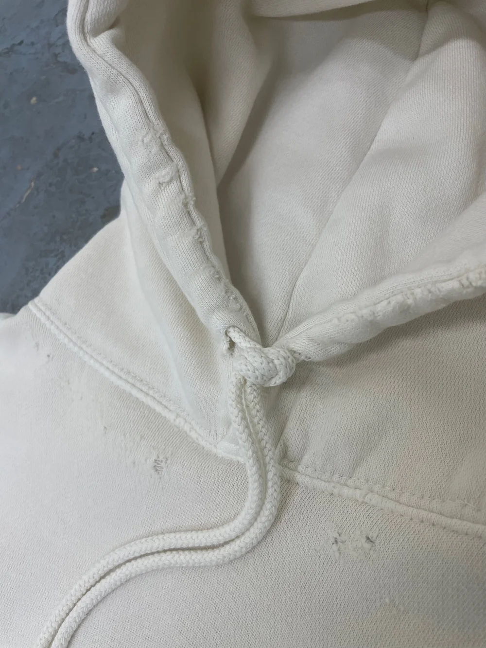 CLASSIC HOODIE AGED CREAM — MOOJIMOOJI