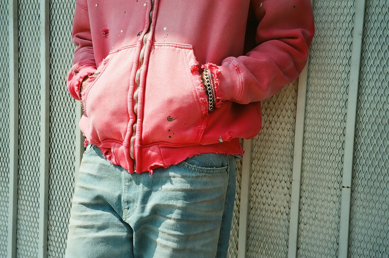 OVERSIZED ZIP UP HOODIE IN STREET RED — MOOJIMOOJI OVERSIZED ZIP UP HOODIE IN STREET RED — MOOJIMOOJI