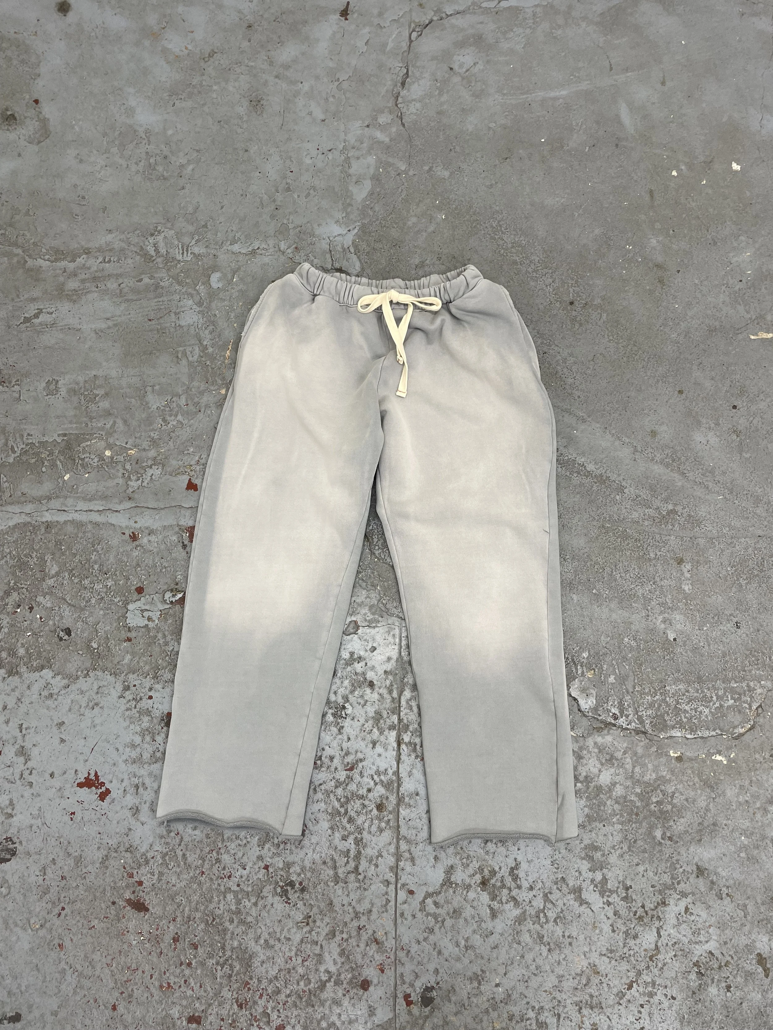 CLASSIC CROPPED SWEATS AGED GREY
