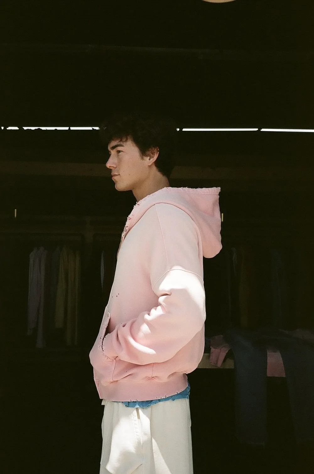moppyです。 OVERSIZE CROP ZIP UP HOODIE AGED NEW PINK — MOOJIMOOJI