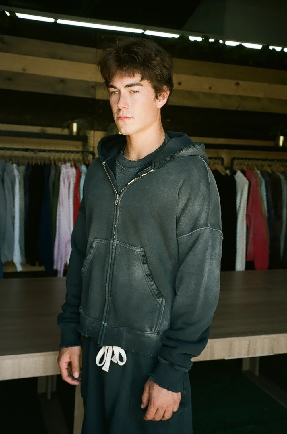 トップス MOOJI MOOJI Oversize CropHoodieBlack L OVERSIZED CROP ZIP UP HOODIE AGED BLACK — MOOJIMOOJI