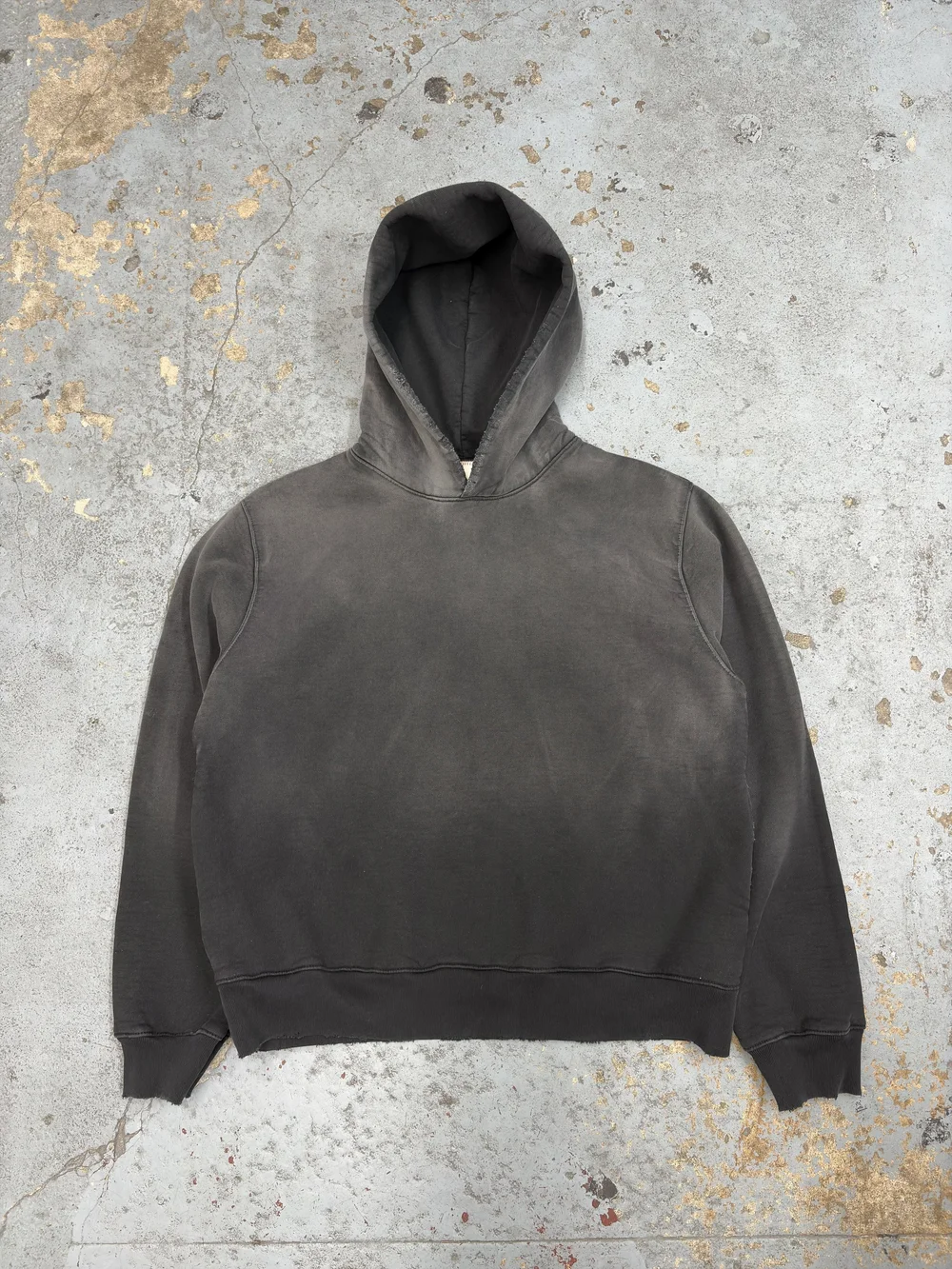 CLASSIC HOODIE 02 / AGED BLACK — MOOJIMOOJI