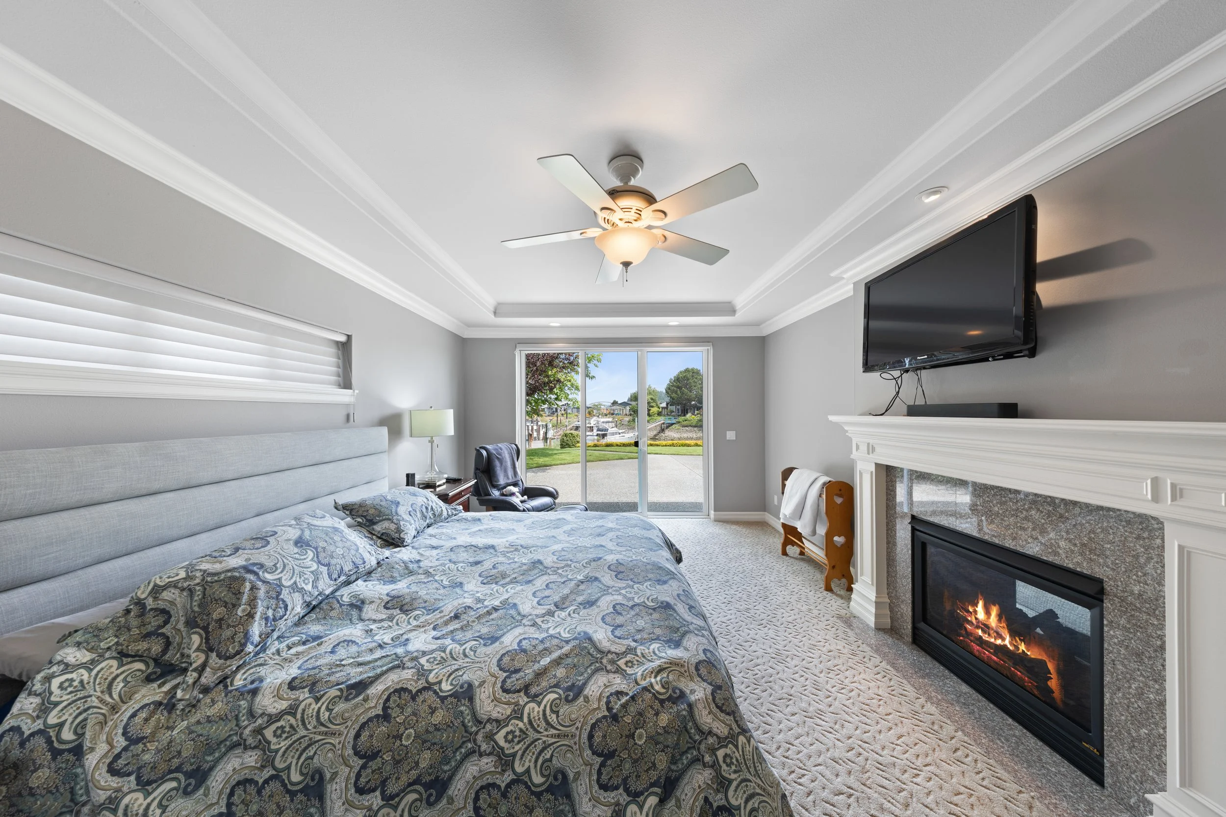 880 Shoshone Dr-10.jpg