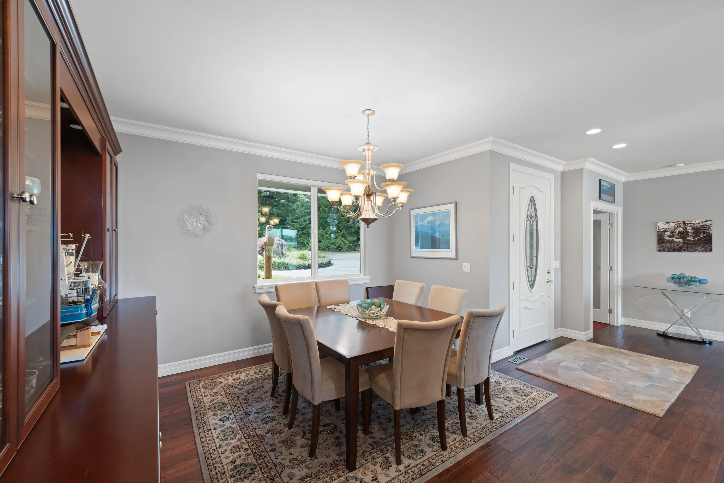 880 Shoshone Dr-27.jpg