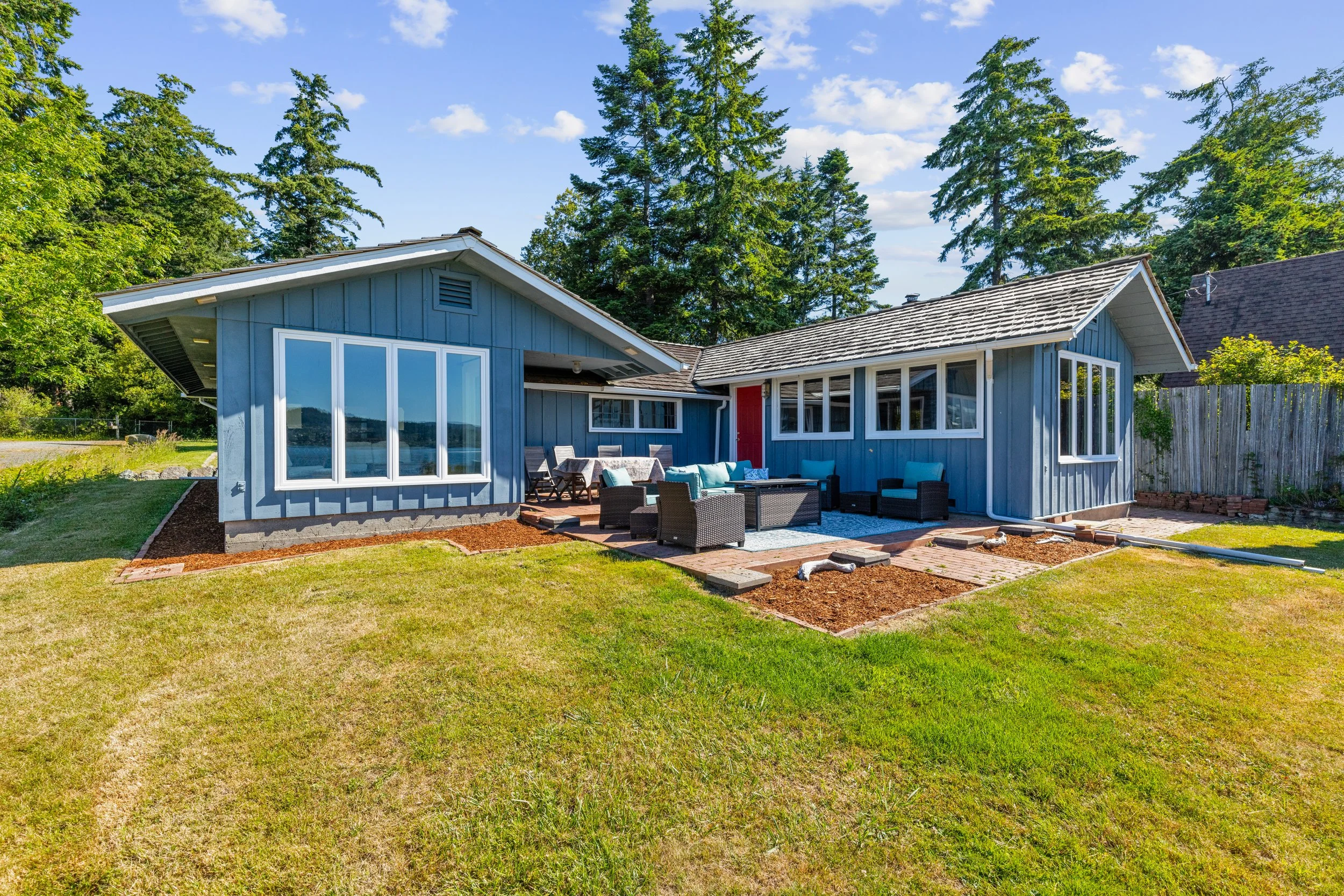 4448 South Shore Dr-5.jpg
