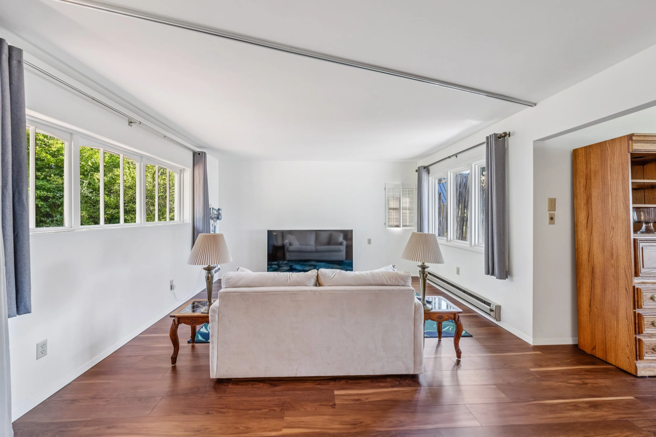 4448 South Shore Dr-10.jpg