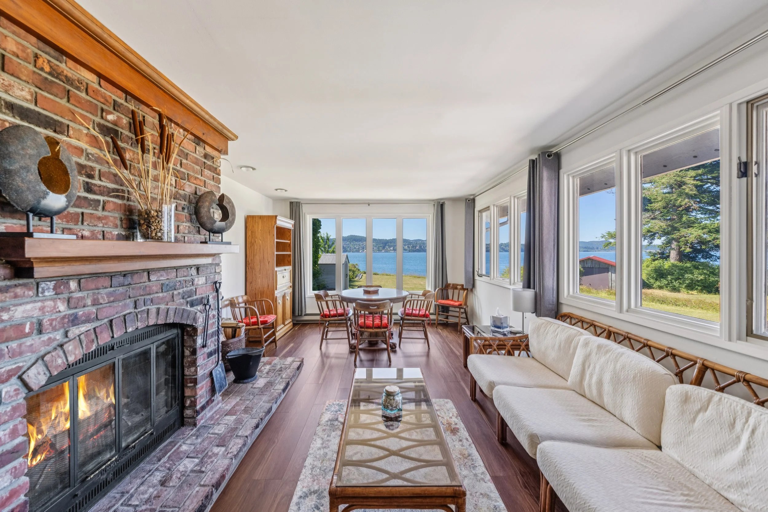 4448 South Shore Dr-16.jpg