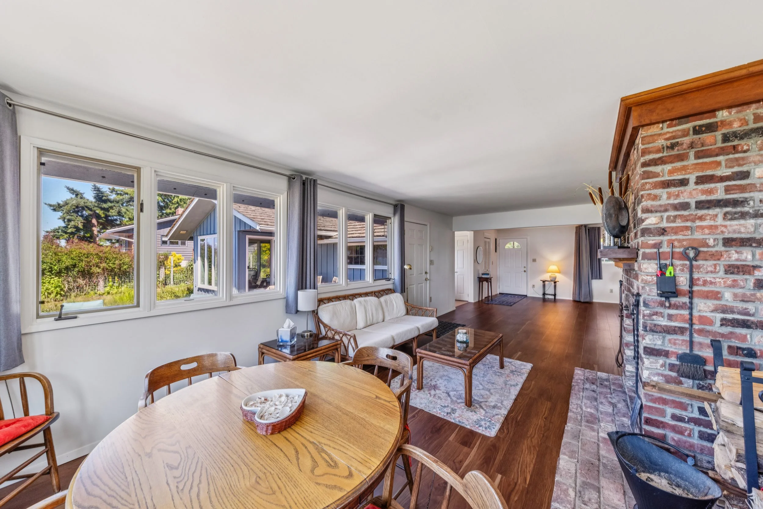 4448 South Shore Dr-19.jpg