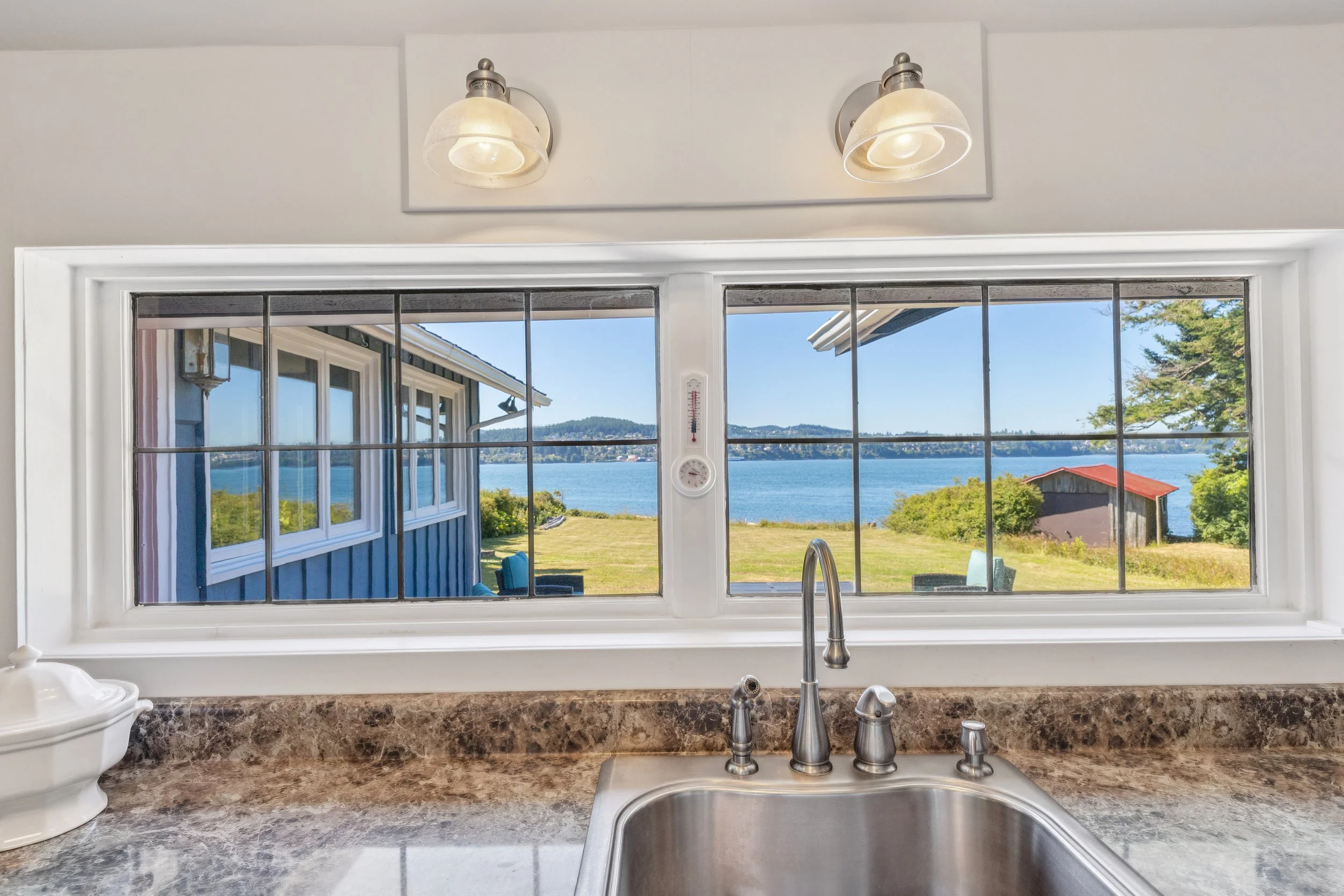 4448 South Shore Dr-23.jpg