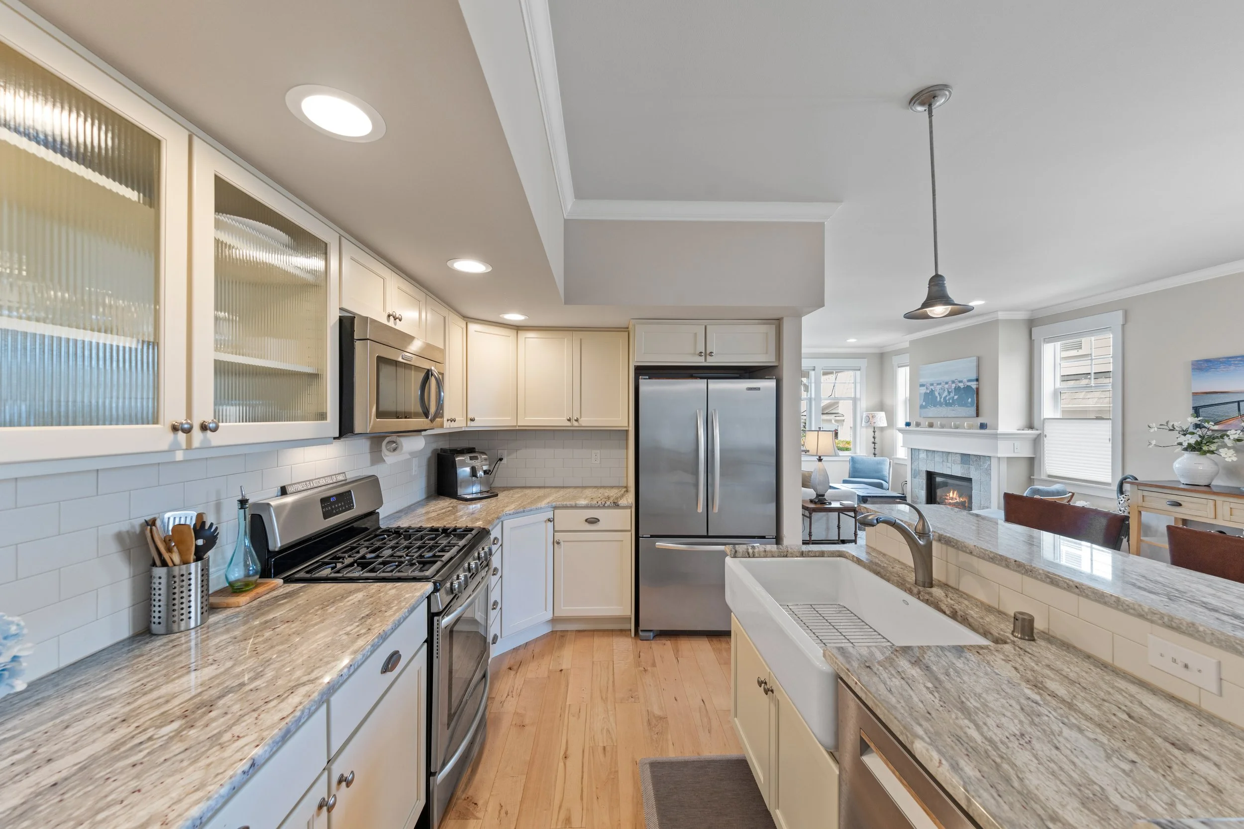 4417 Schooner Dr-12.jpg