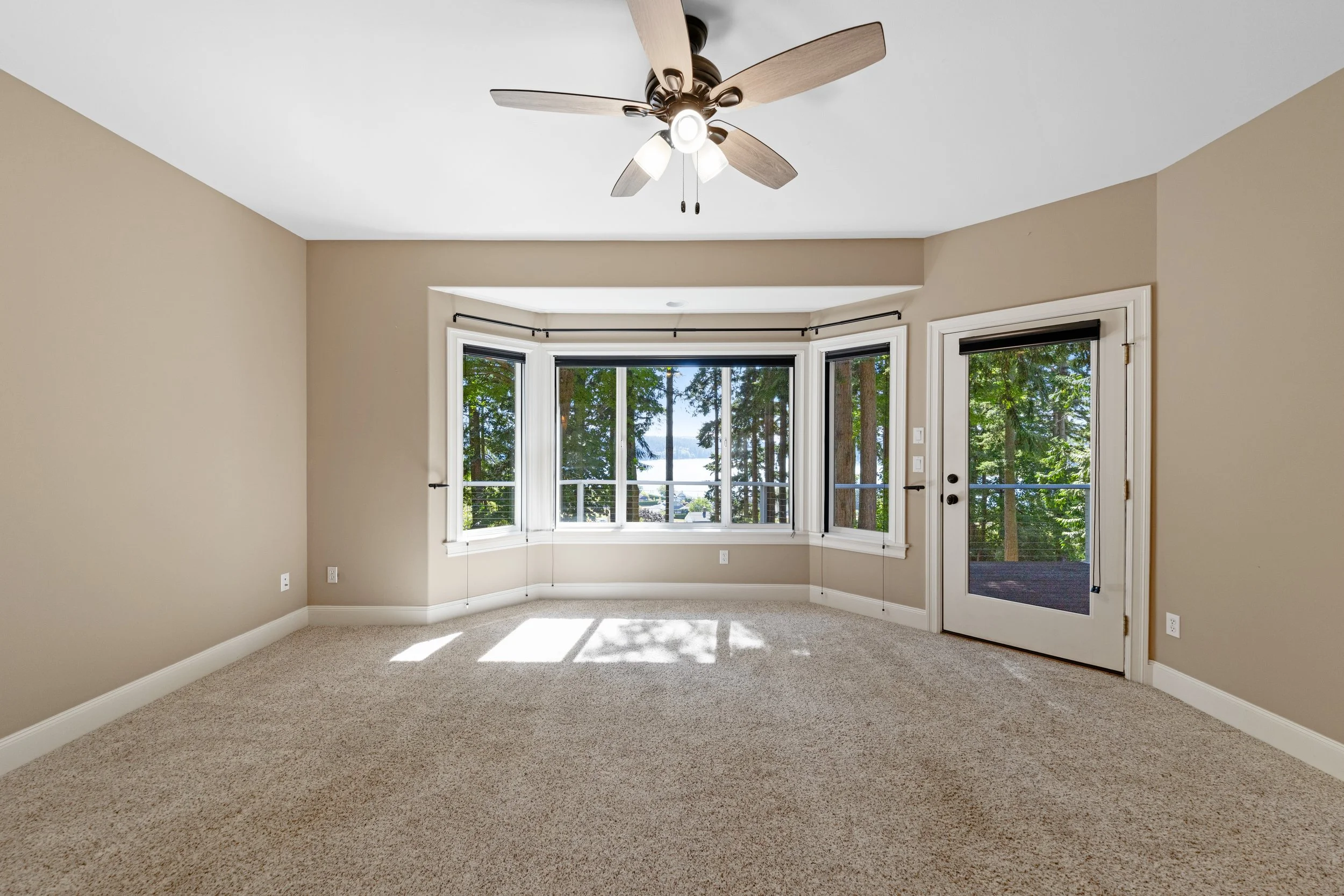 6608 Ivy St-24.jpg