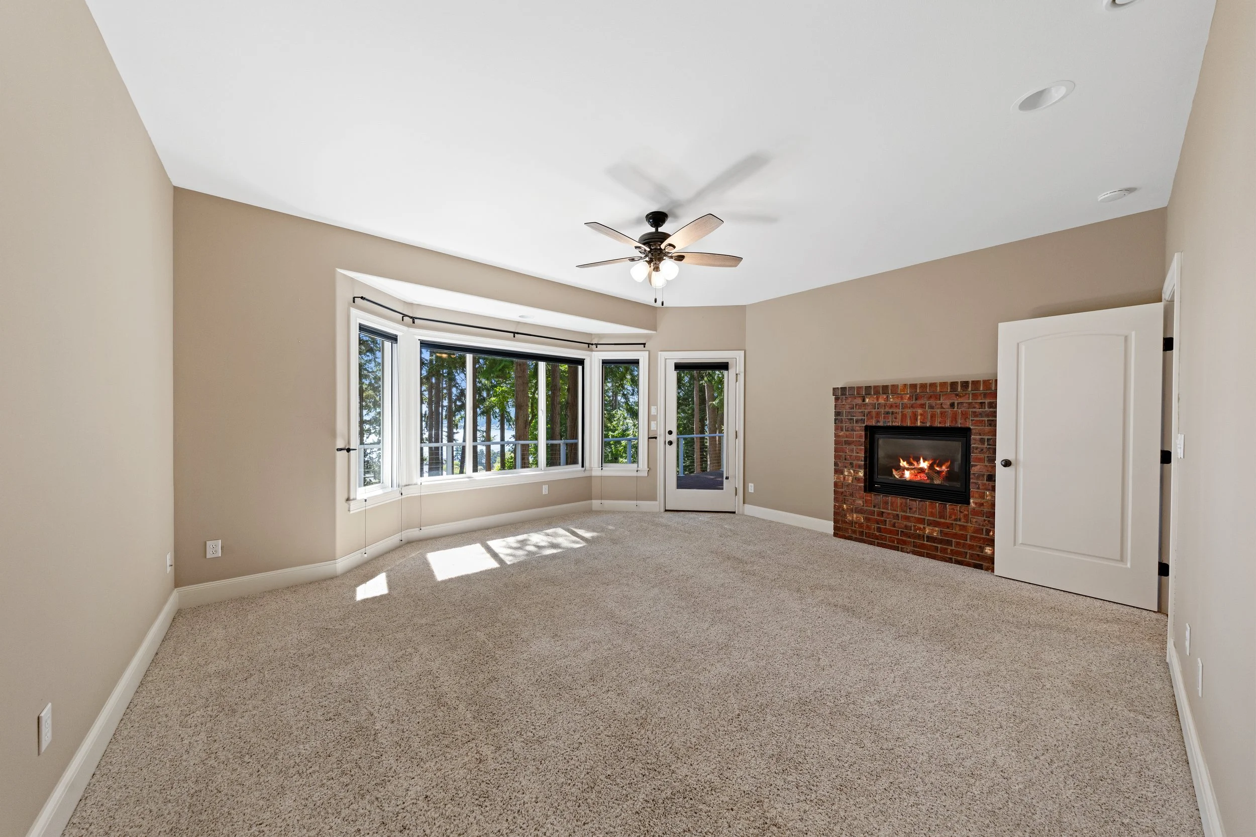 6608 Ivy St-26.jpg