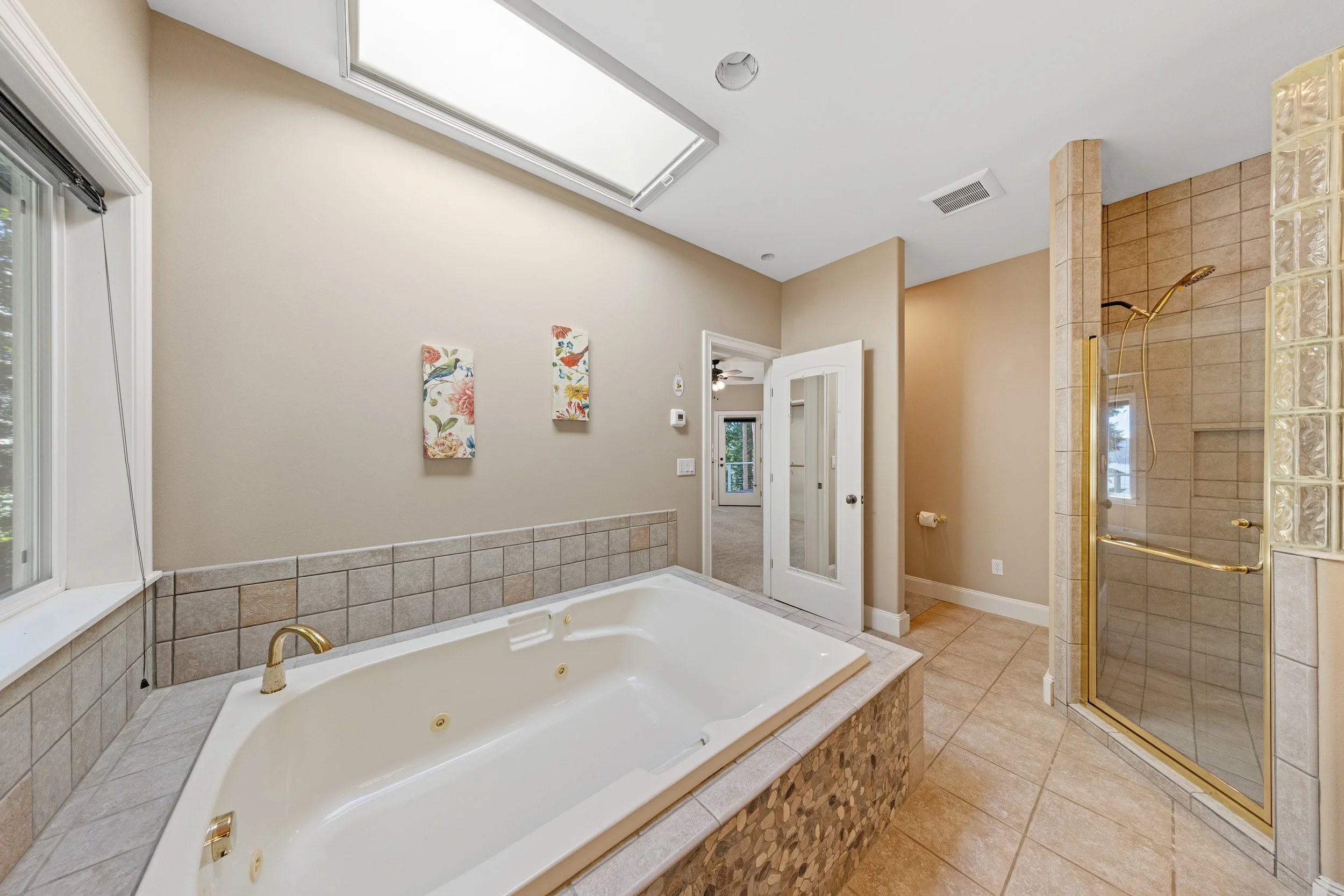 6608 Ivy St-31.jpg