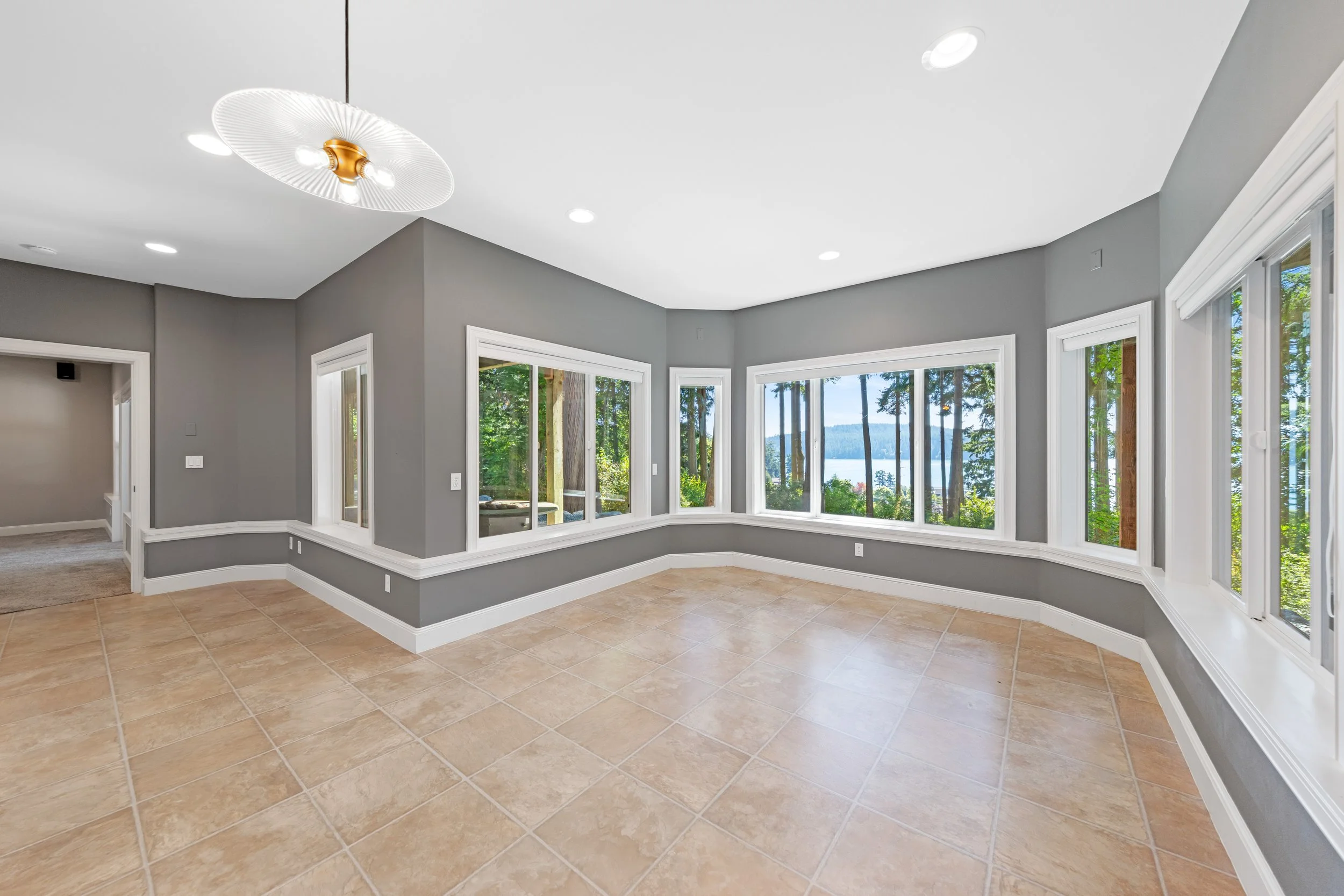 6608 Ivy St-43.jpg