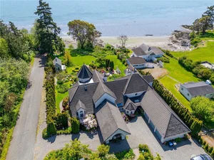 Why Waterfront Homes in Anacortes Are Always in Demand 🌊