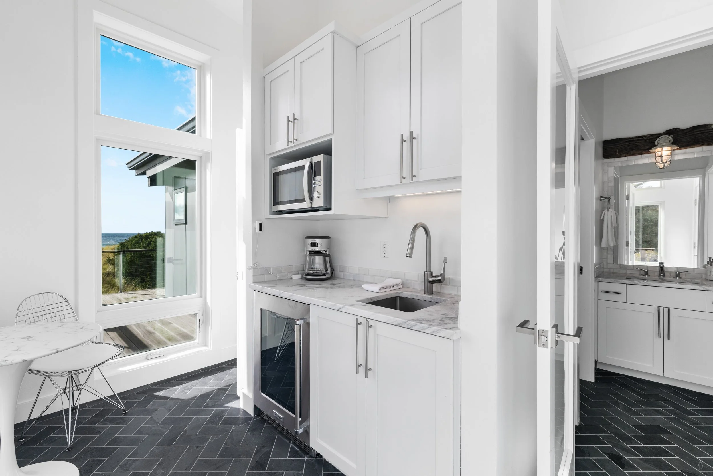 4749 Surfcrest Drive-5.jpg