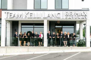 Who Is the Best Realtor in Oak Harbor? Team Kelli Lang RE/MAX Gateway Is the Answer