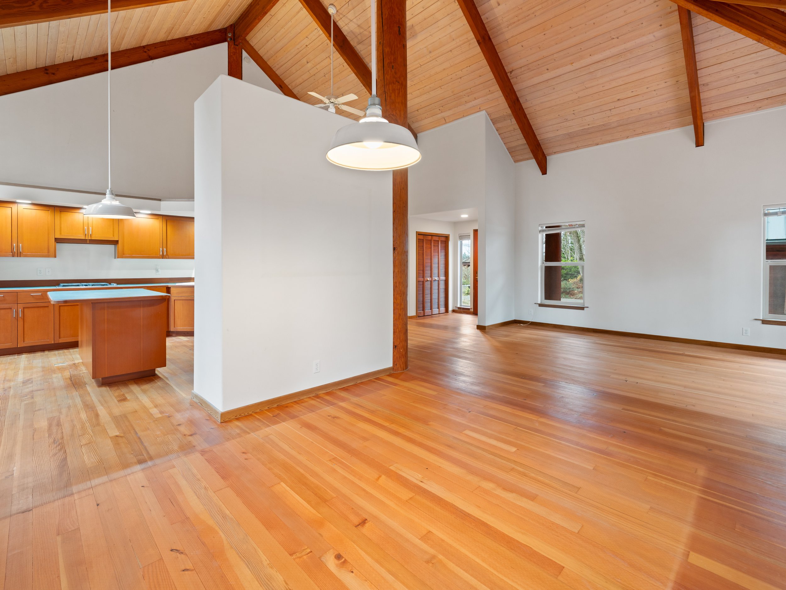 2204 41st St-27.jpg