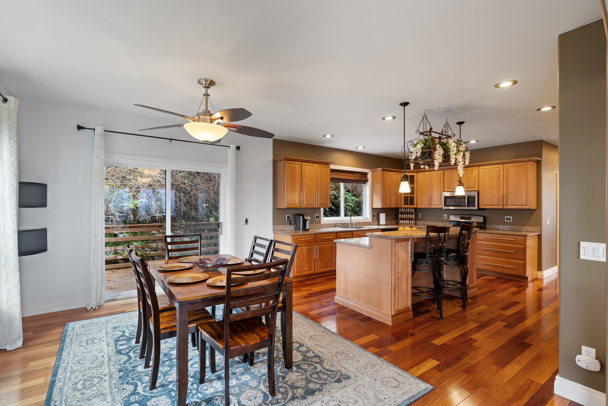 865 Burlington Heights Dr-30.jpg