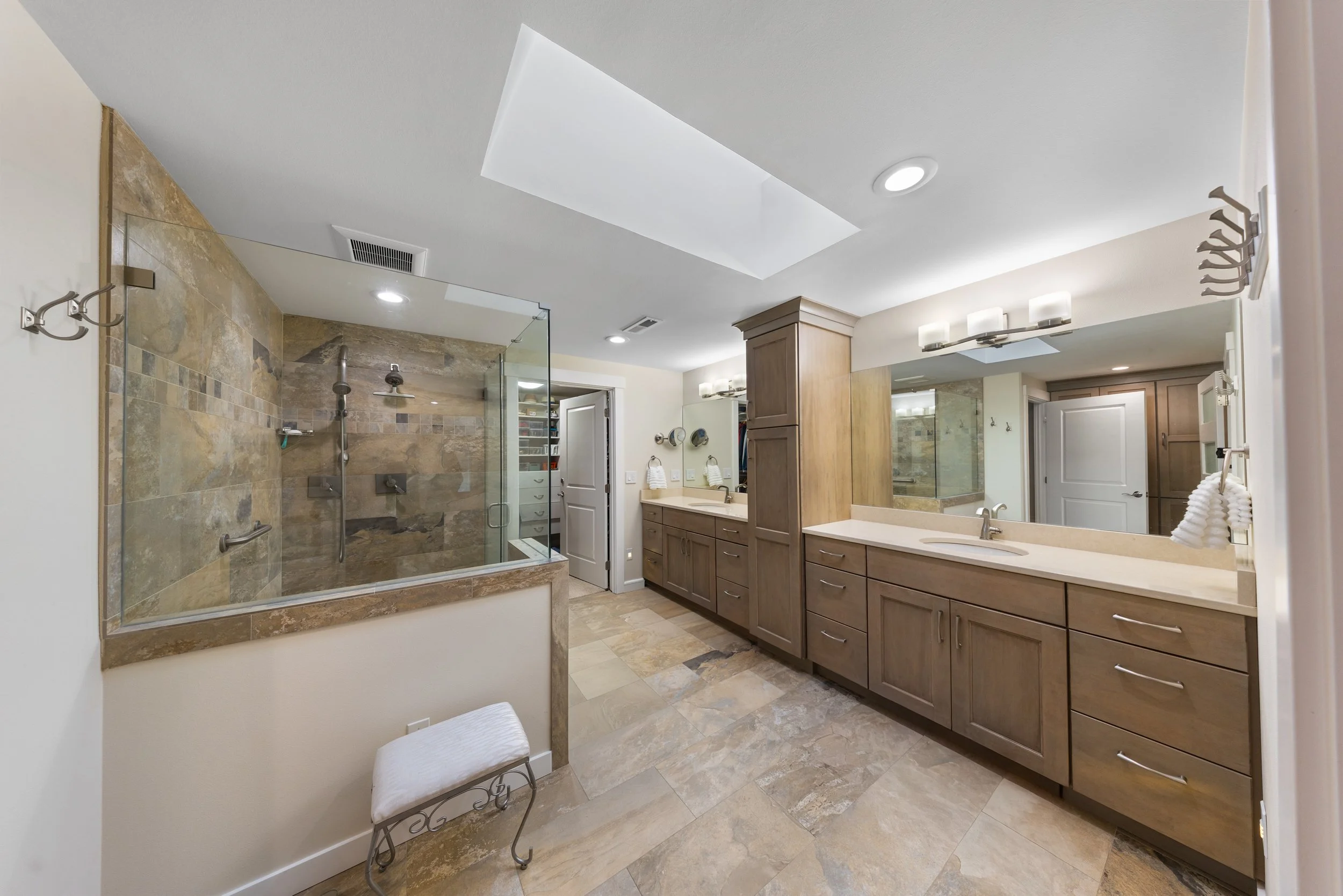 5301 Doon Way,-35.jpg