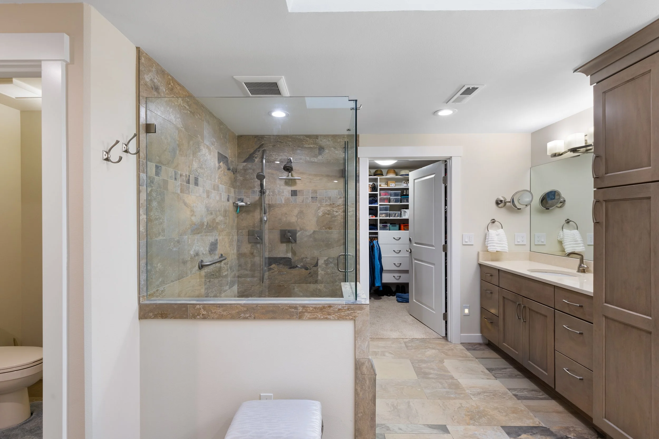 5301 Doon Way,-36.jpg