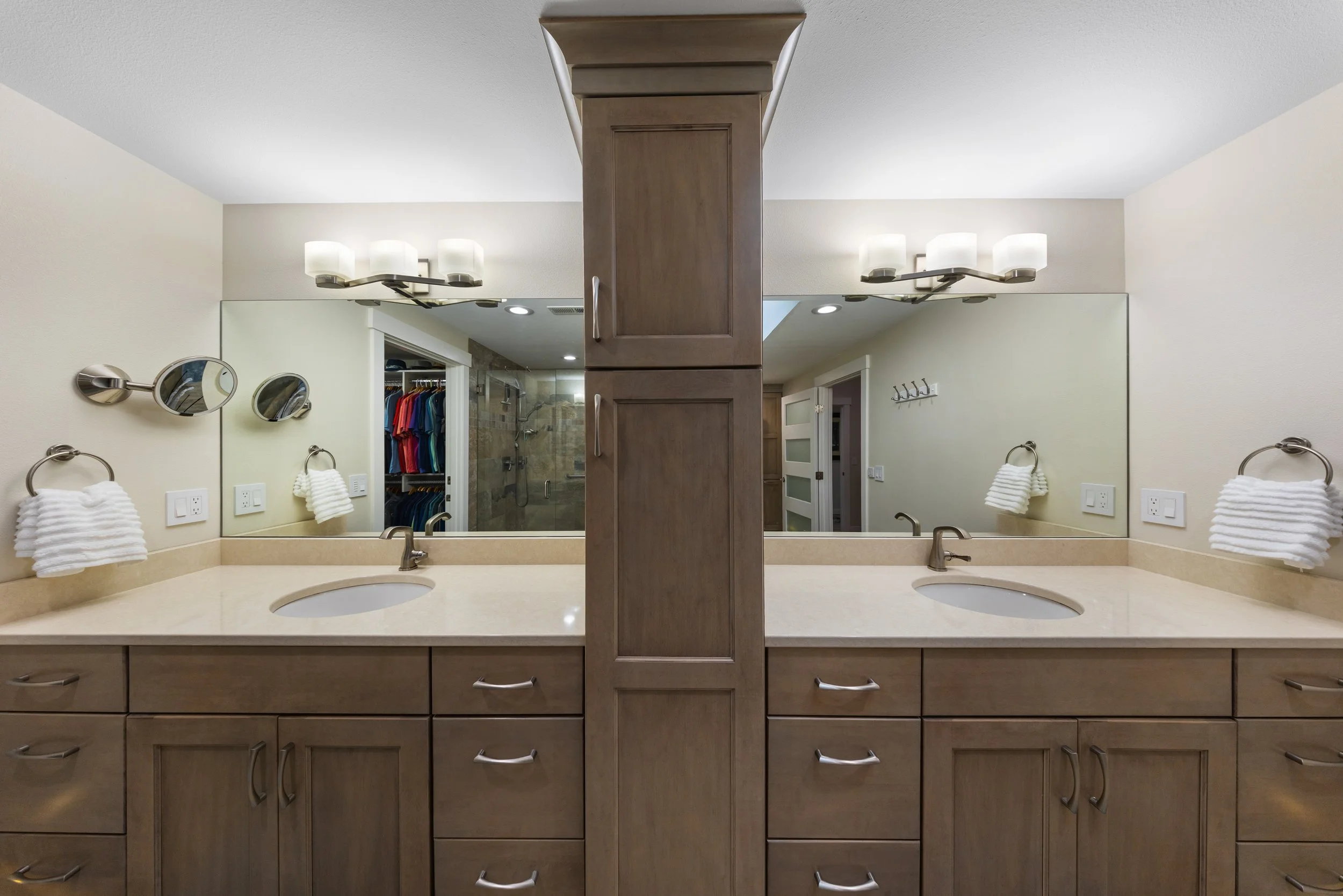 5301 Doon Way,-37.jpg