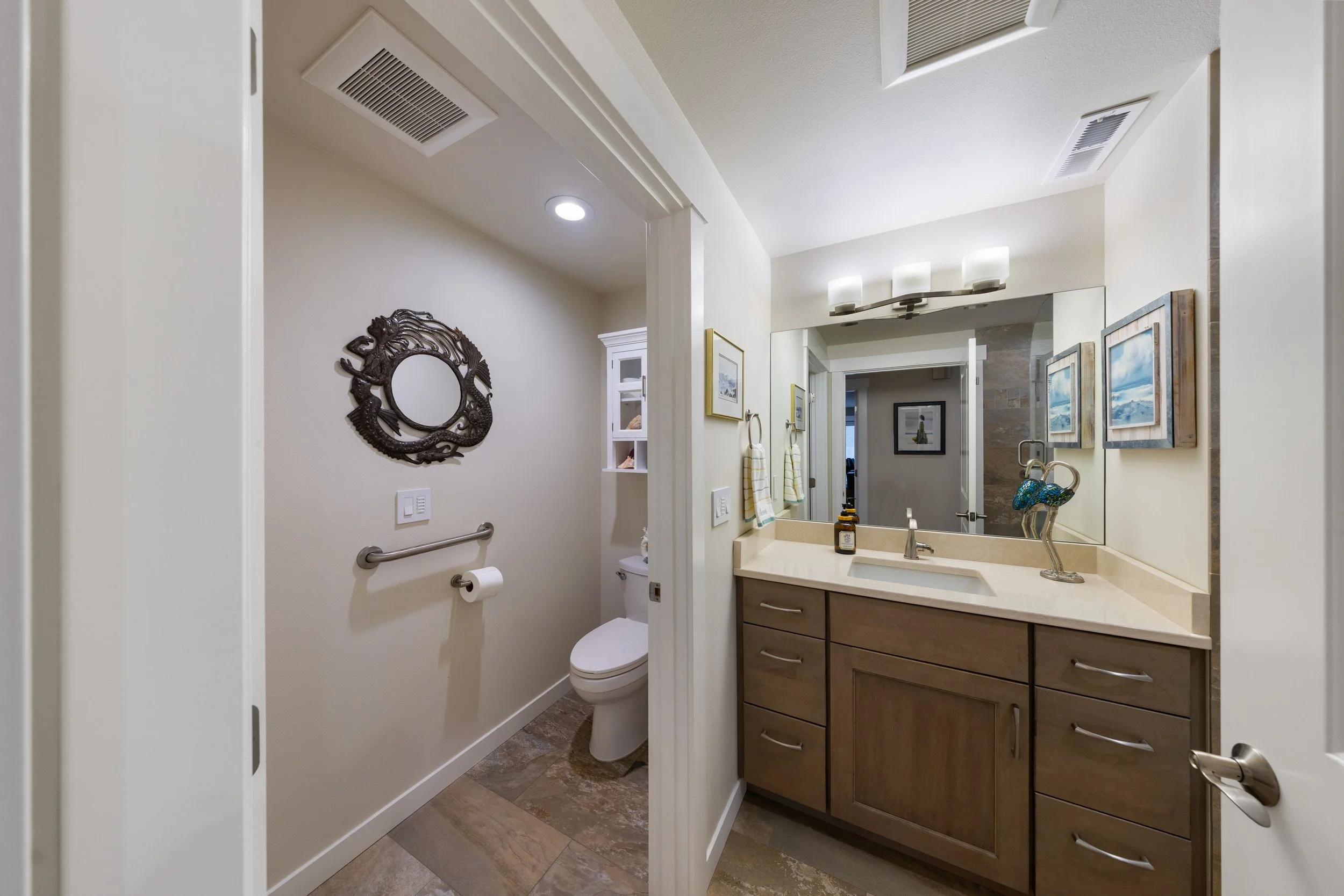 5301 Doon Way,-29.jpg