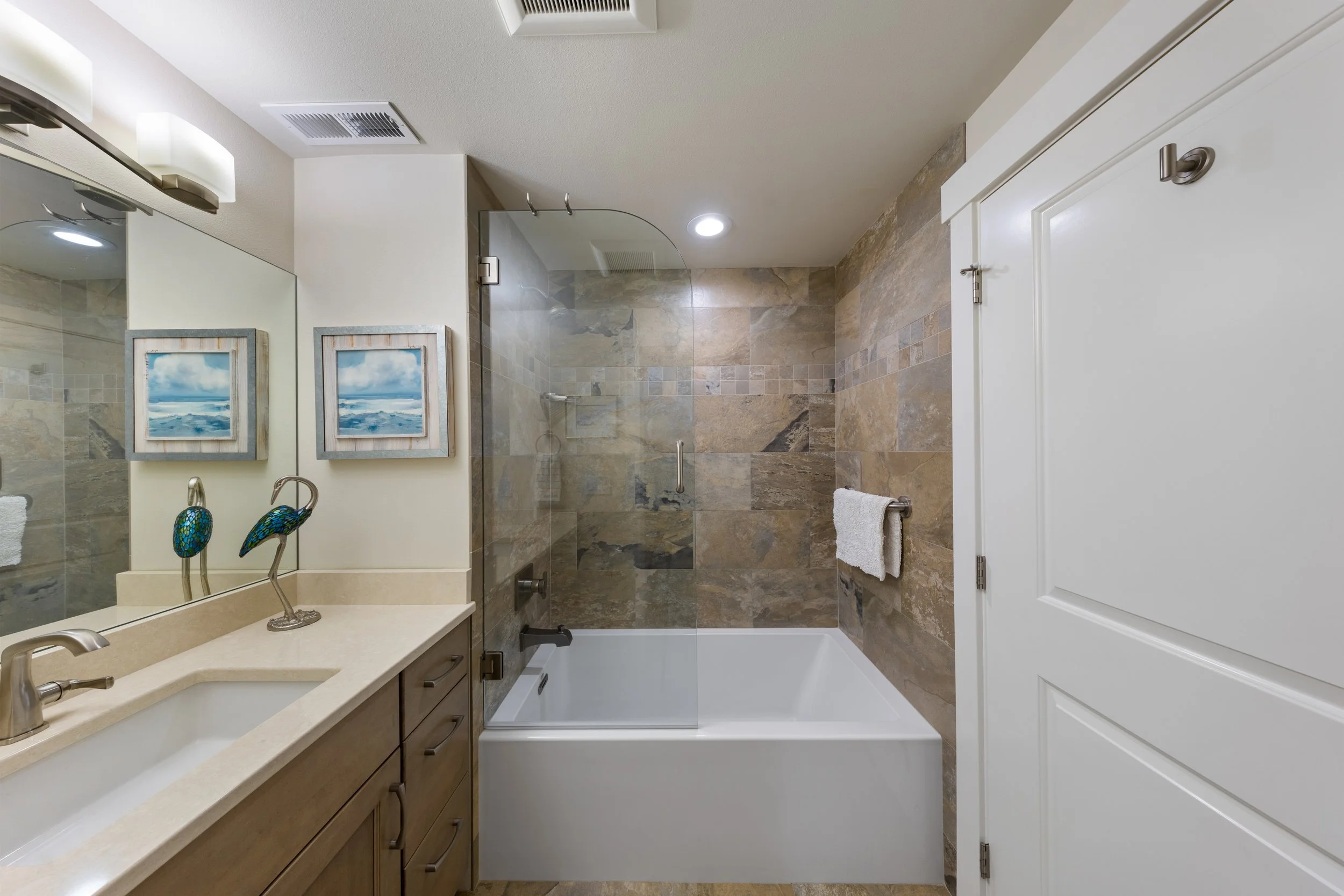 5301 Doon Way,-30.jpg