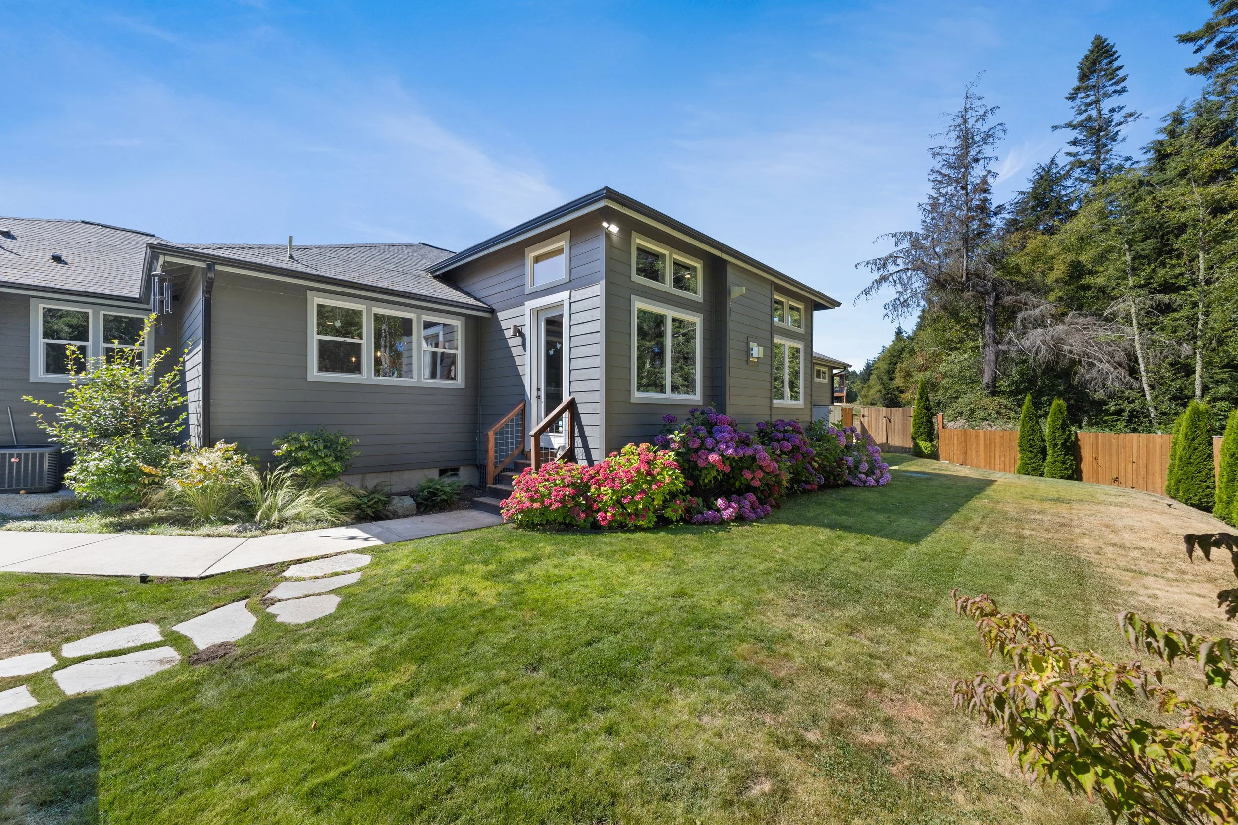 15672 N Deception Shores Dr-90.jpg