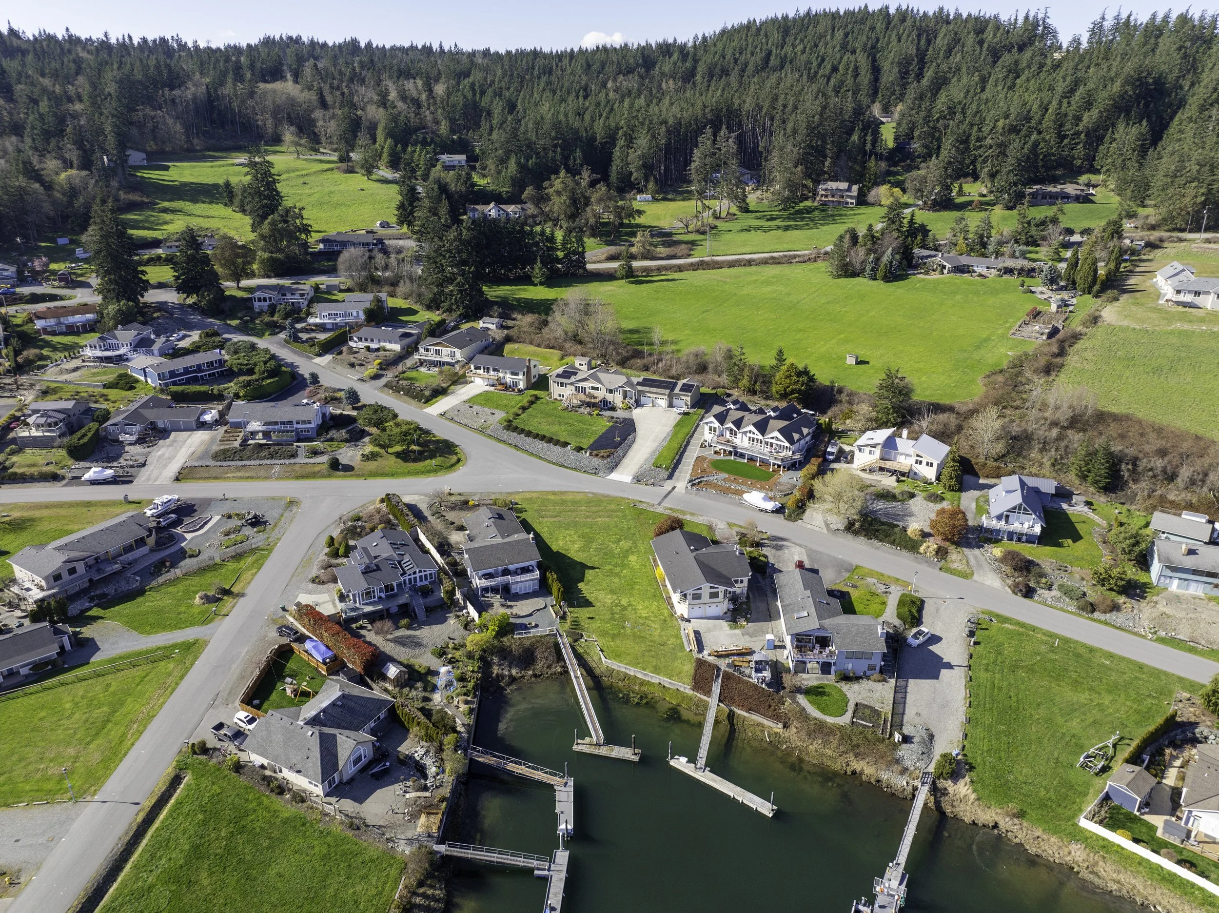 2271 Mariner Beach Dr-5.jpg