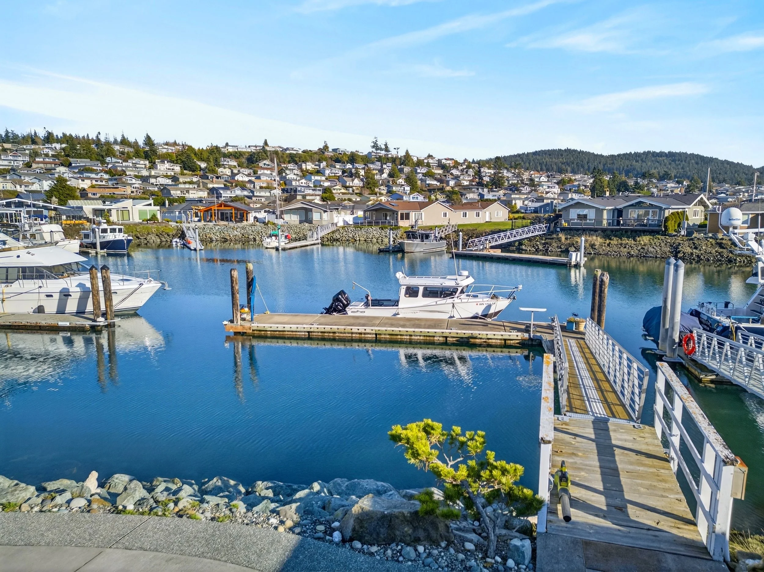 1911 Bay Place-15.jpg