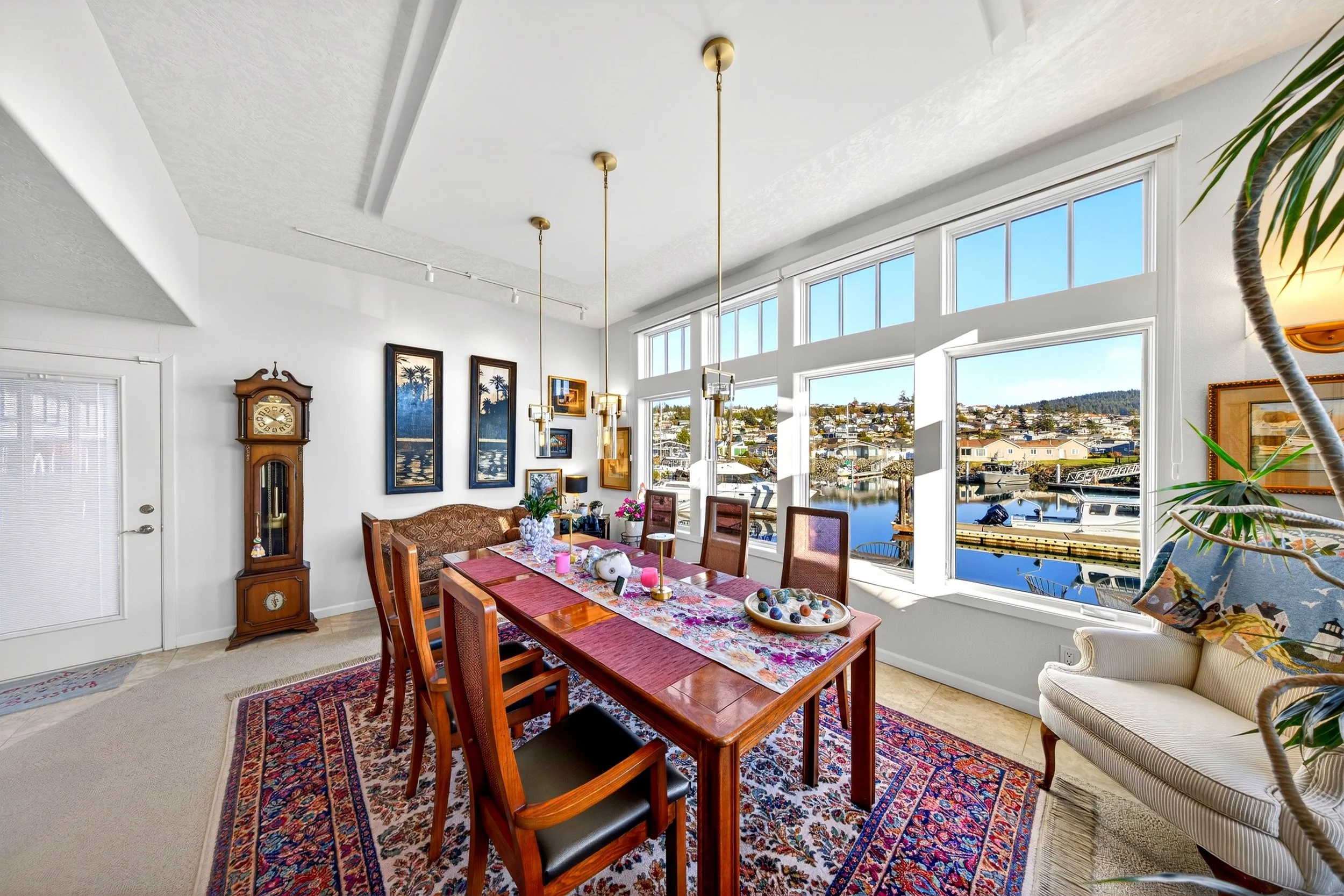 1911 Bay Place-39.jpg